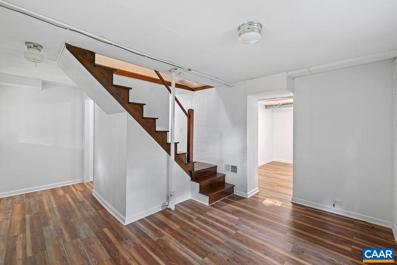 LOCUST GROVE - Residential