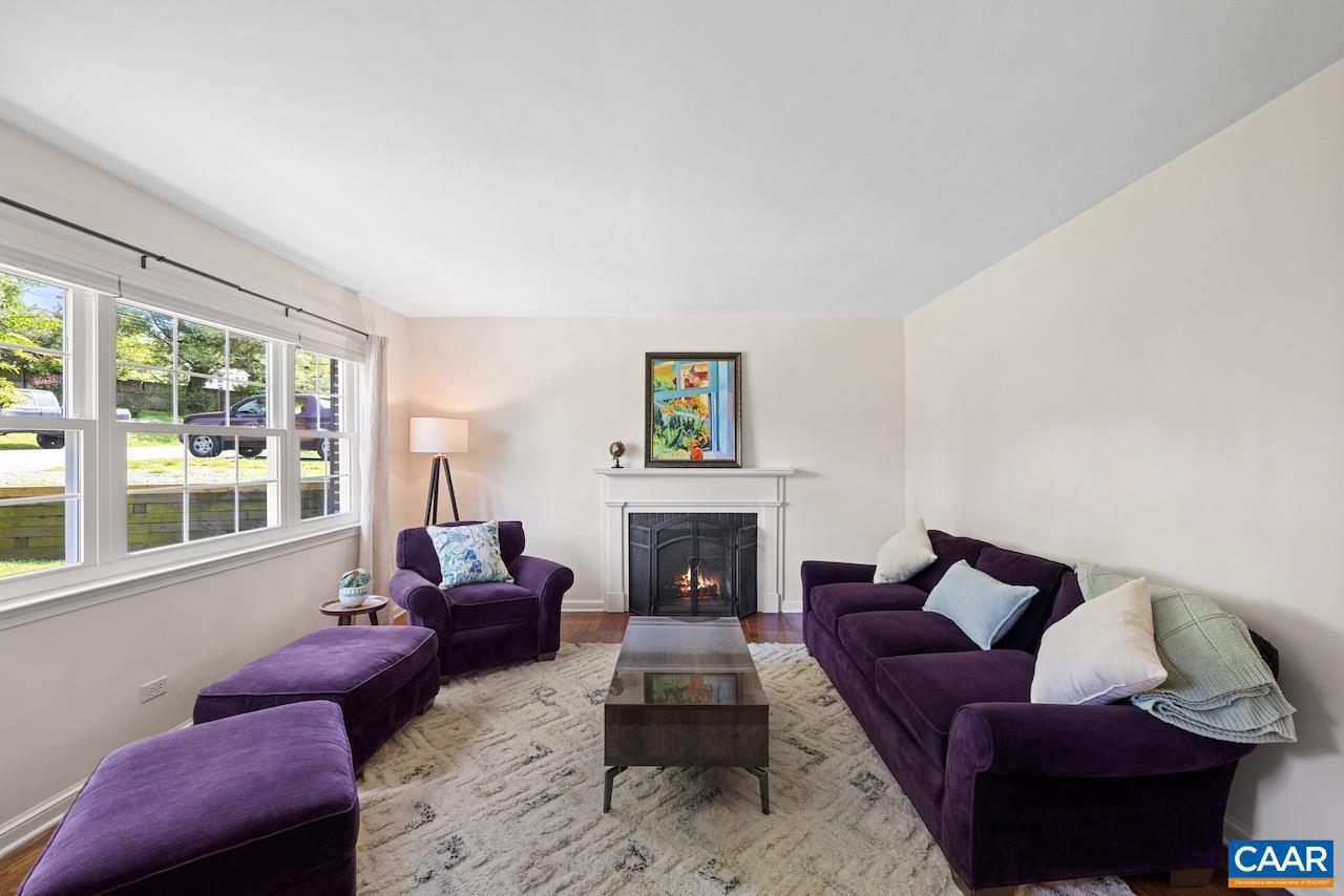 LOCUST GROVE - Residential