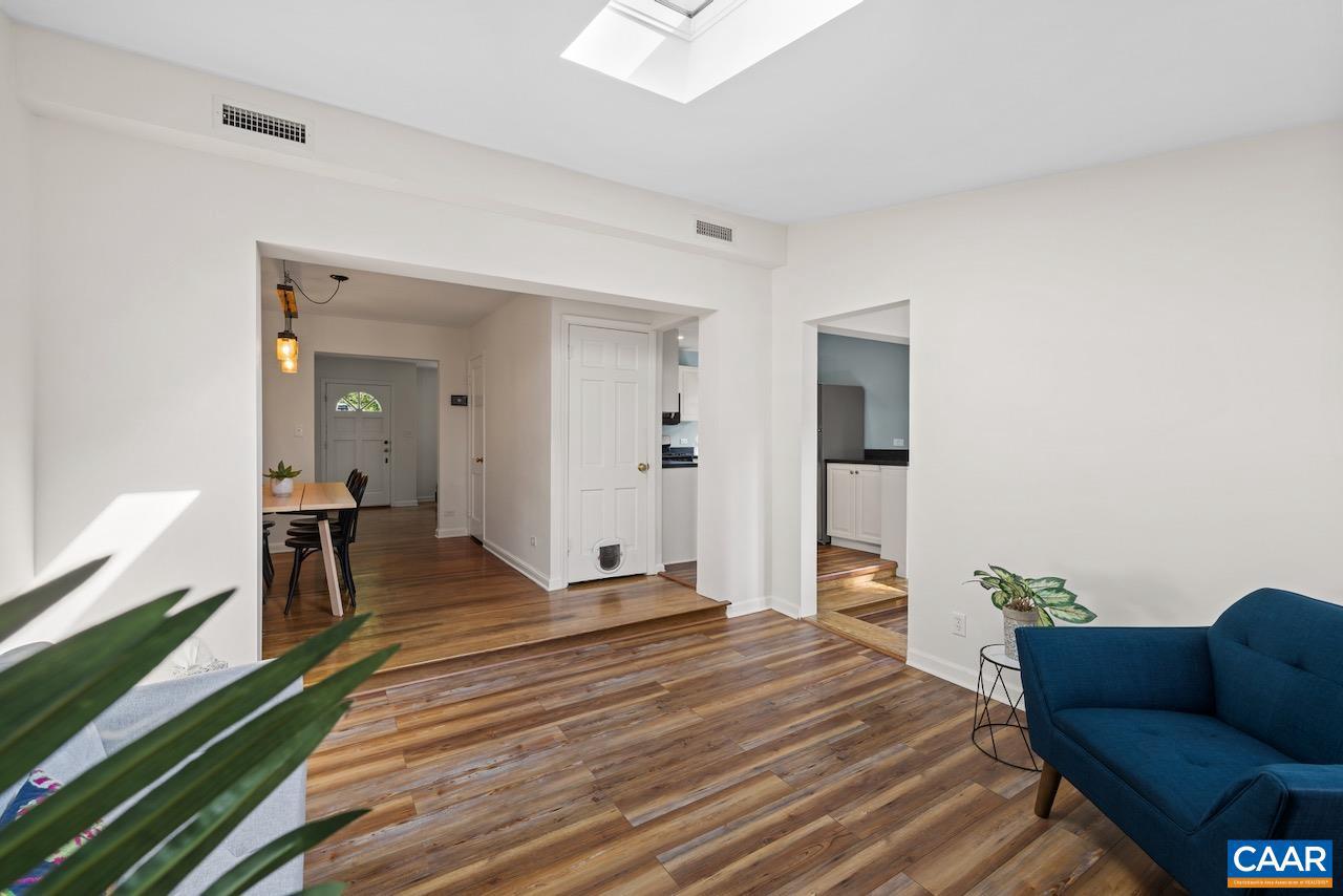 LOCUST GROVE - Residential