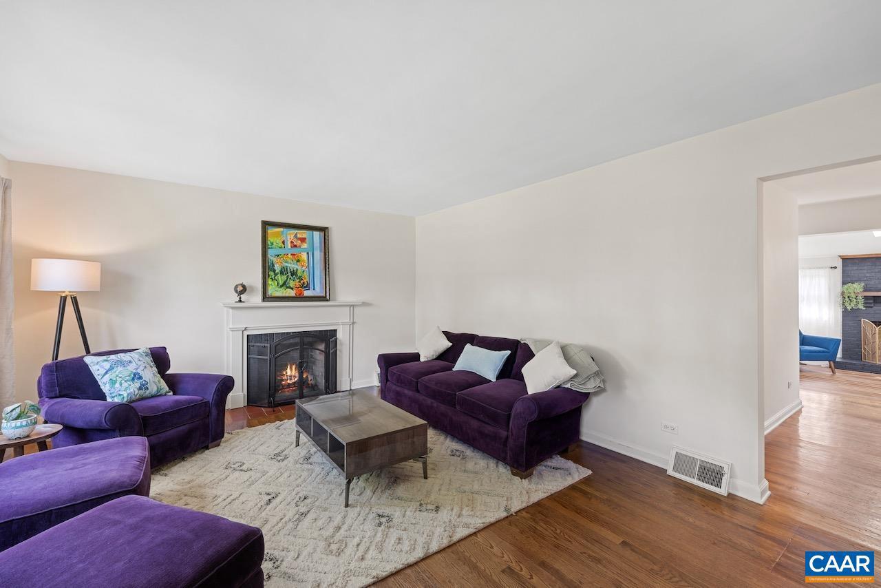 LOCUST GROVE - Residential