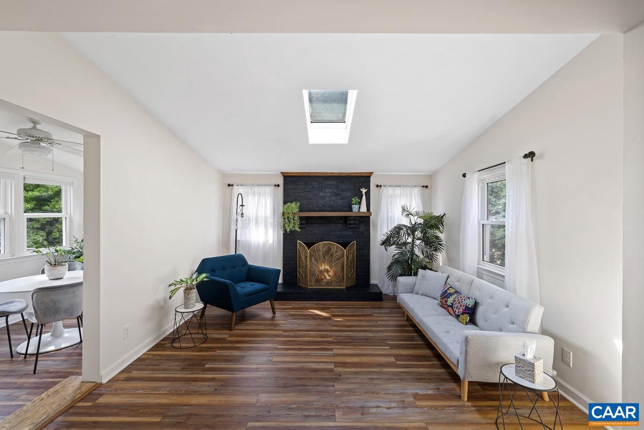 LOCUST GROVE - Residential