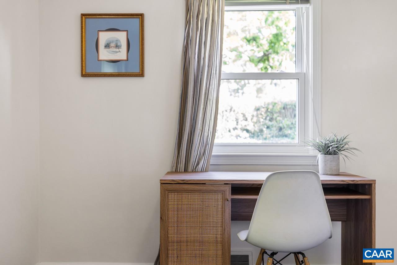 LOCUST GROVE - Residential