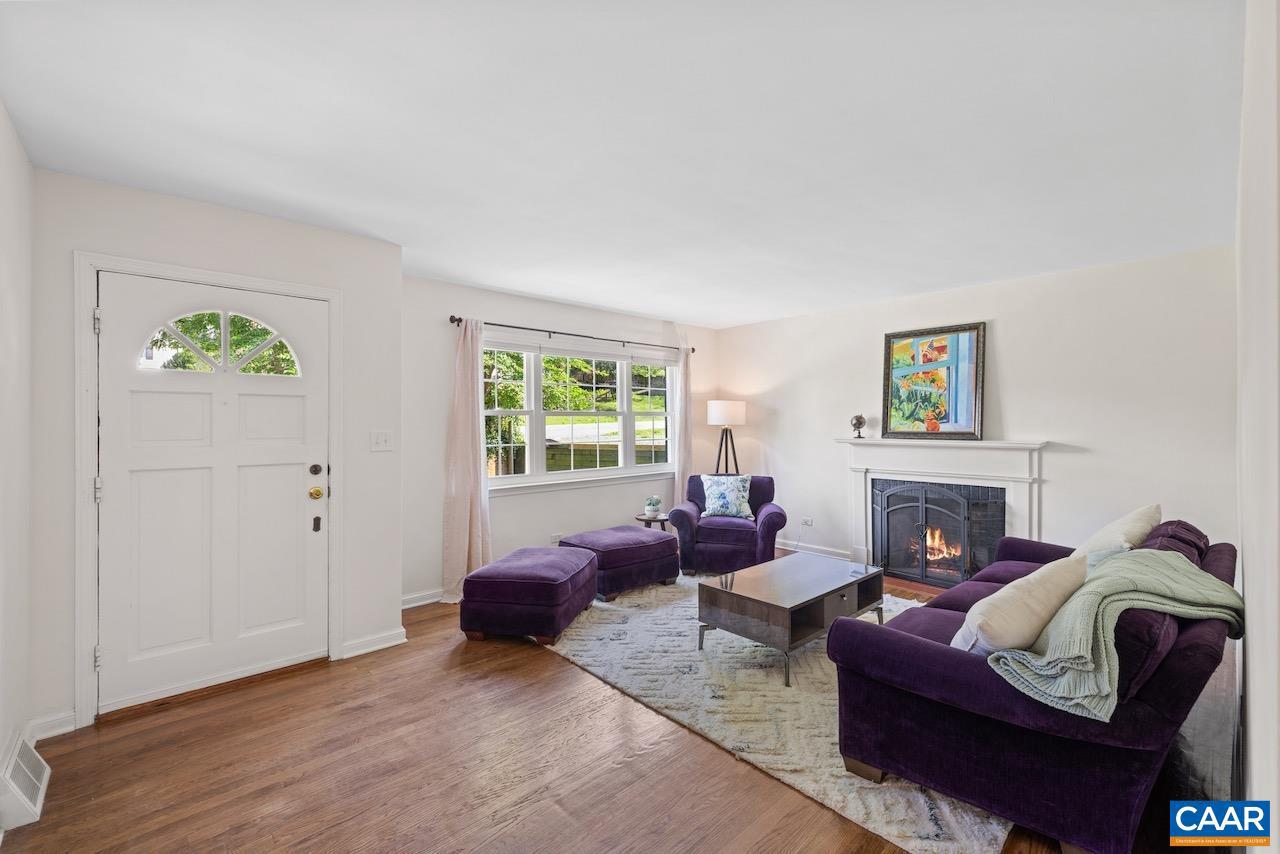 LOCUST GROVE - Residential