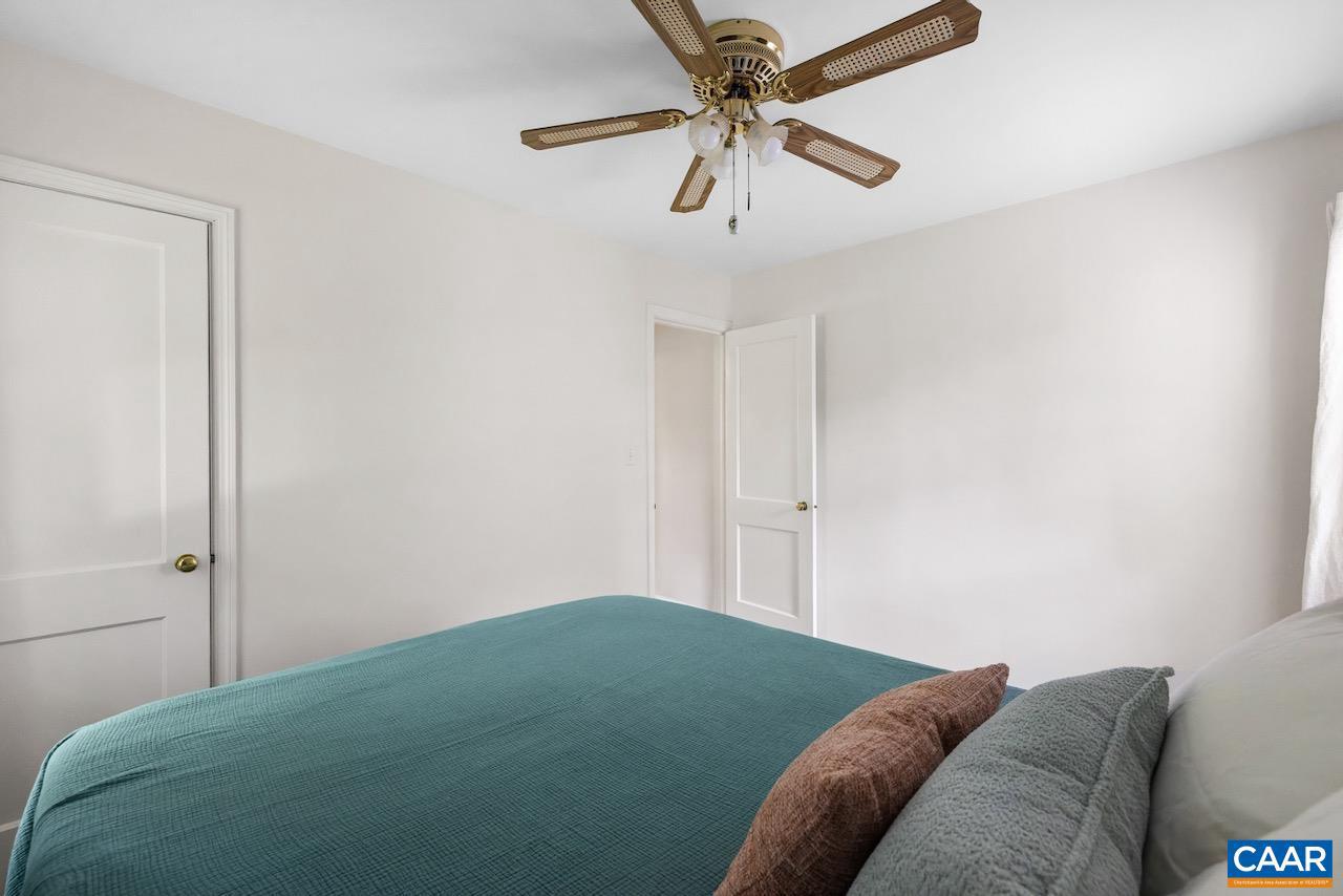 LOCUST GROVE - Residential