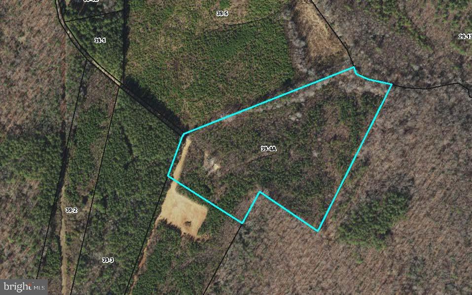 684 SQUIRREL HOLLOW ROAD