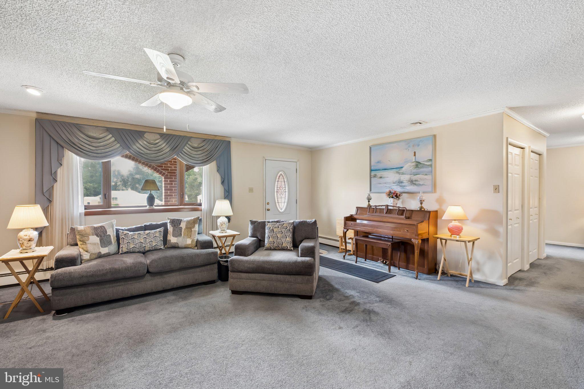 4674 SUNRISE AVENUE