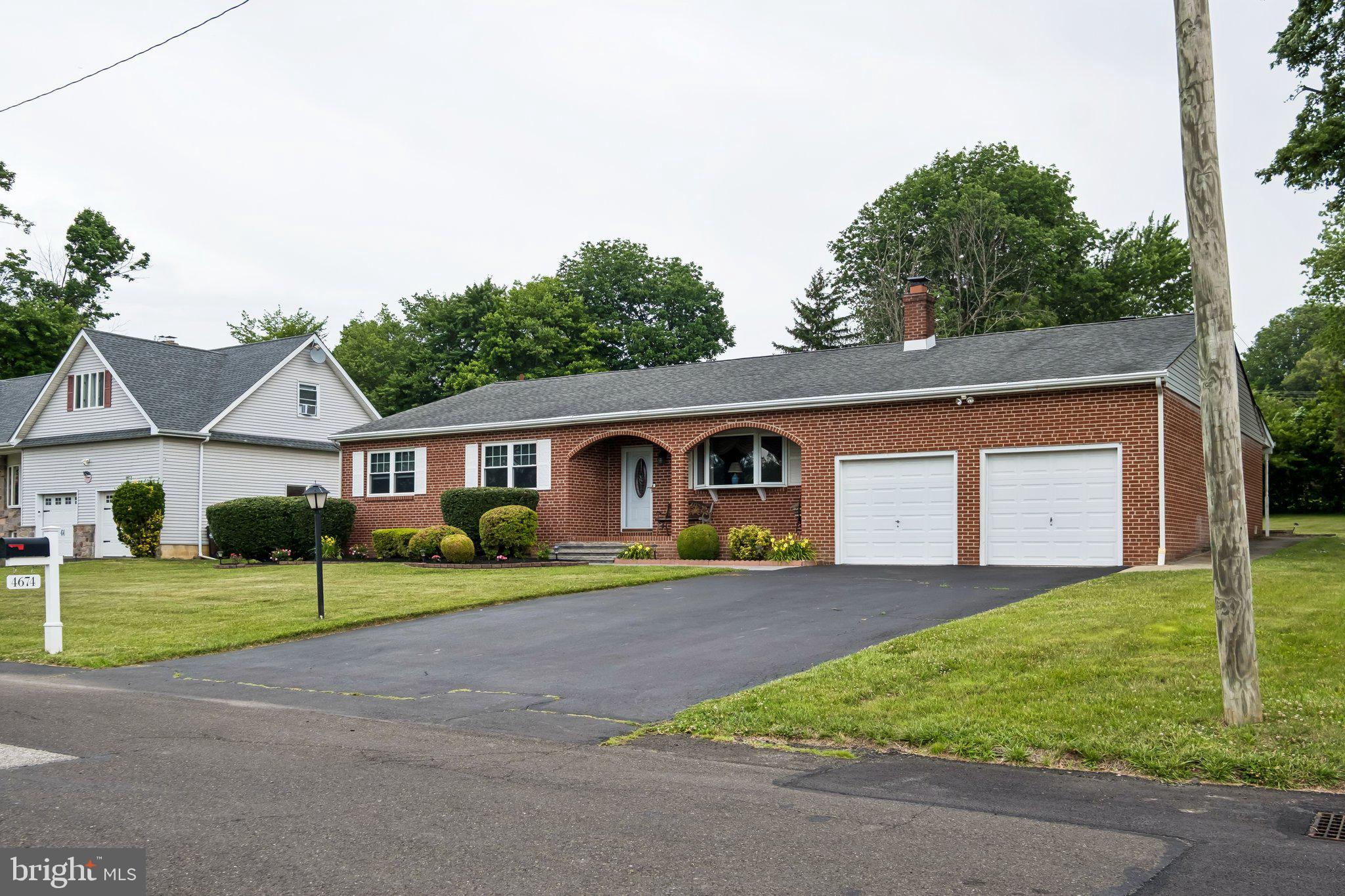 4674 SUNRISE AVENUE