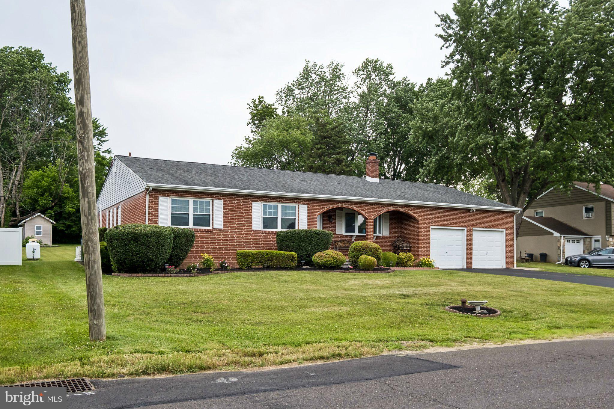 4674 SUNRISE AVENUE