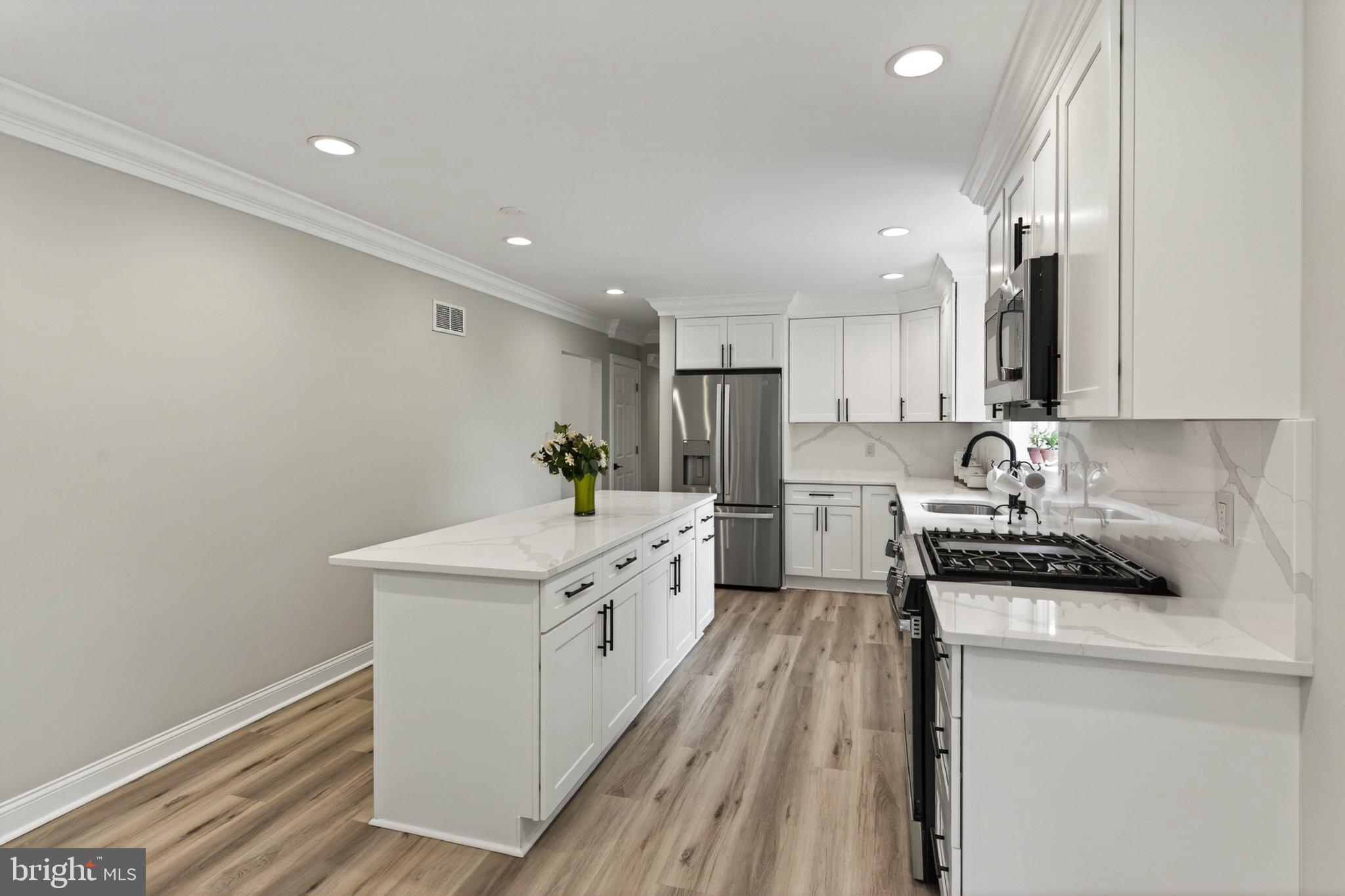 LONGWOOD - Residential