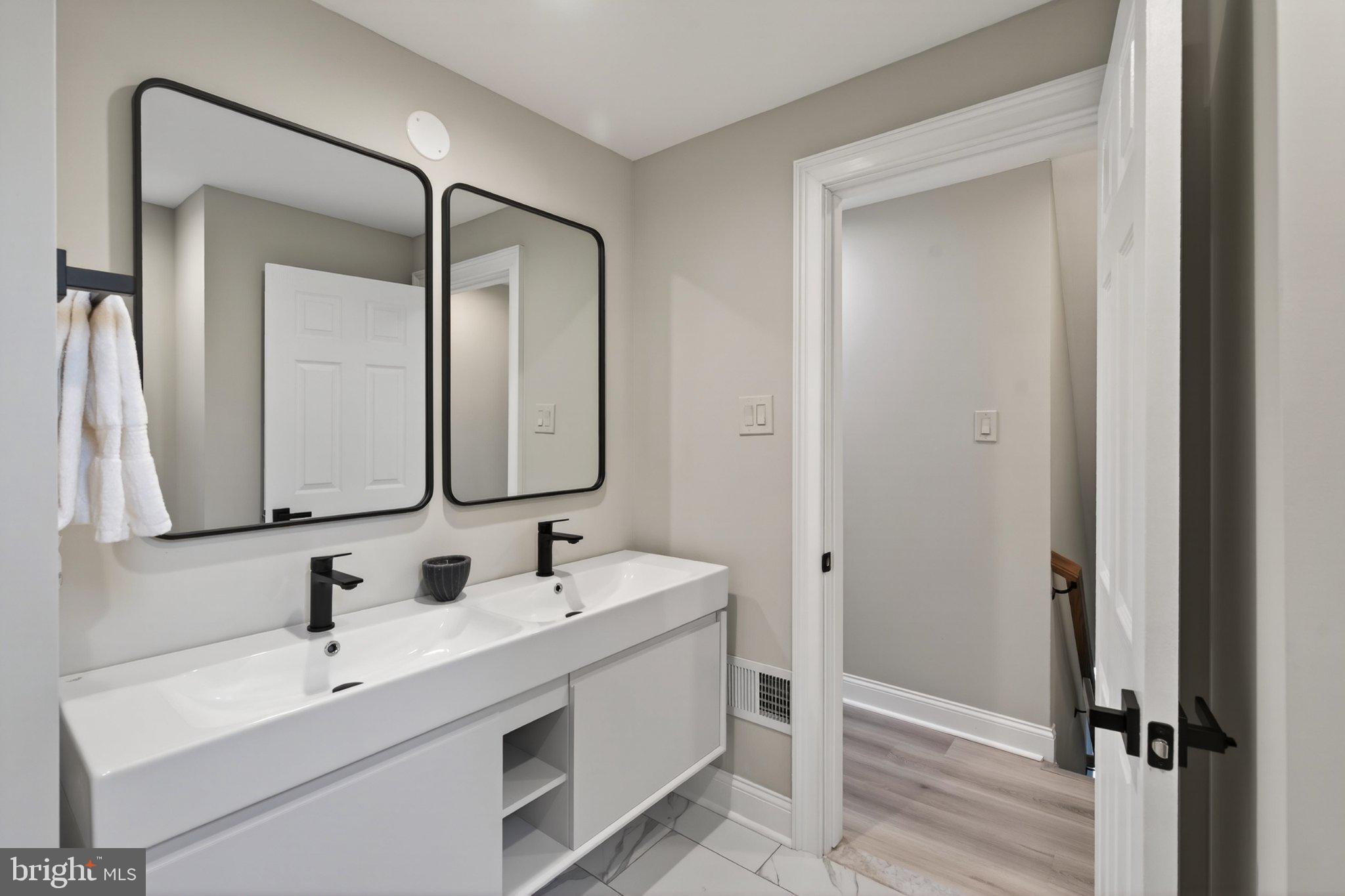 LONGWOOD - Residential