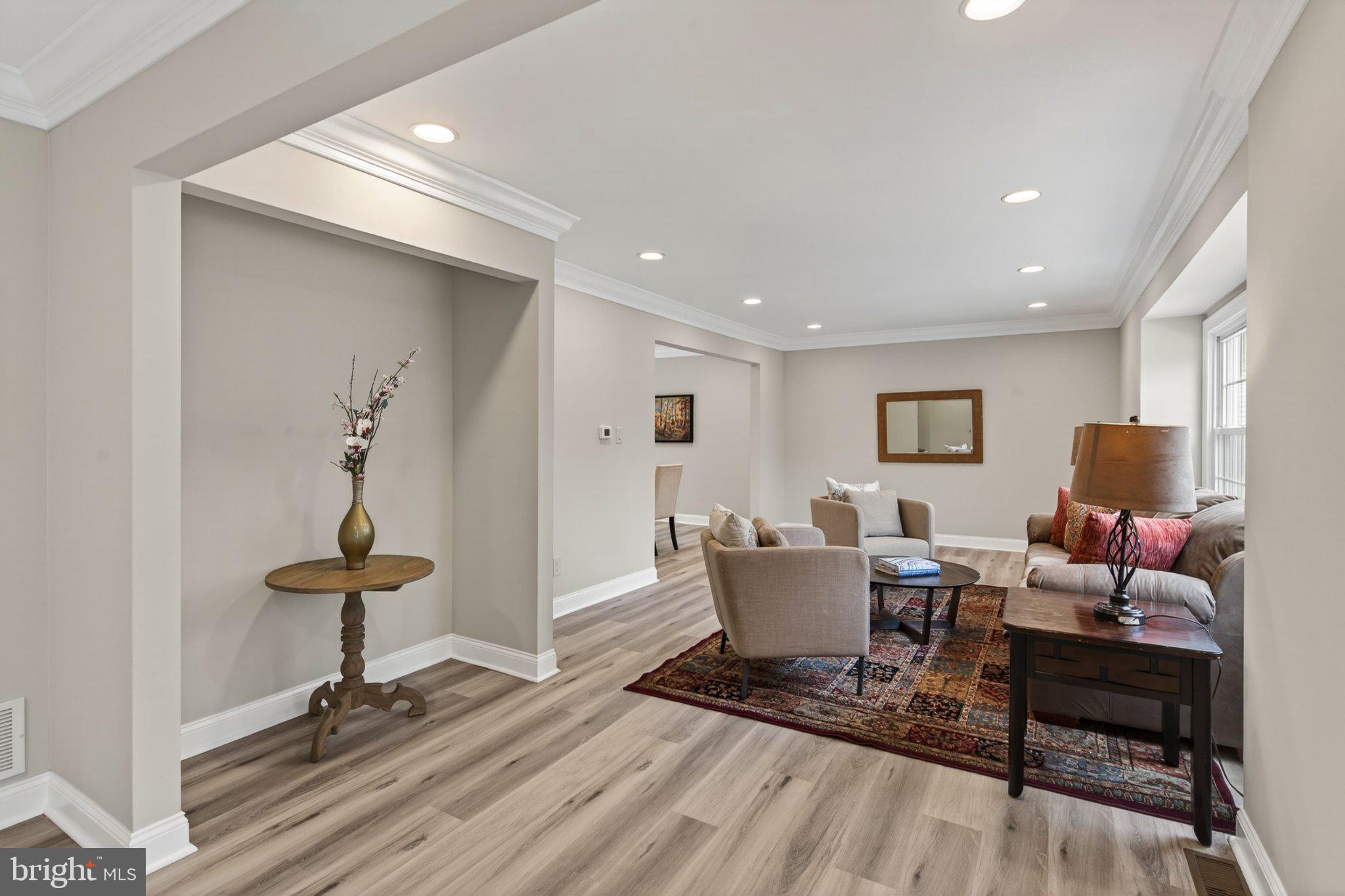 LONGWOOD - Residential