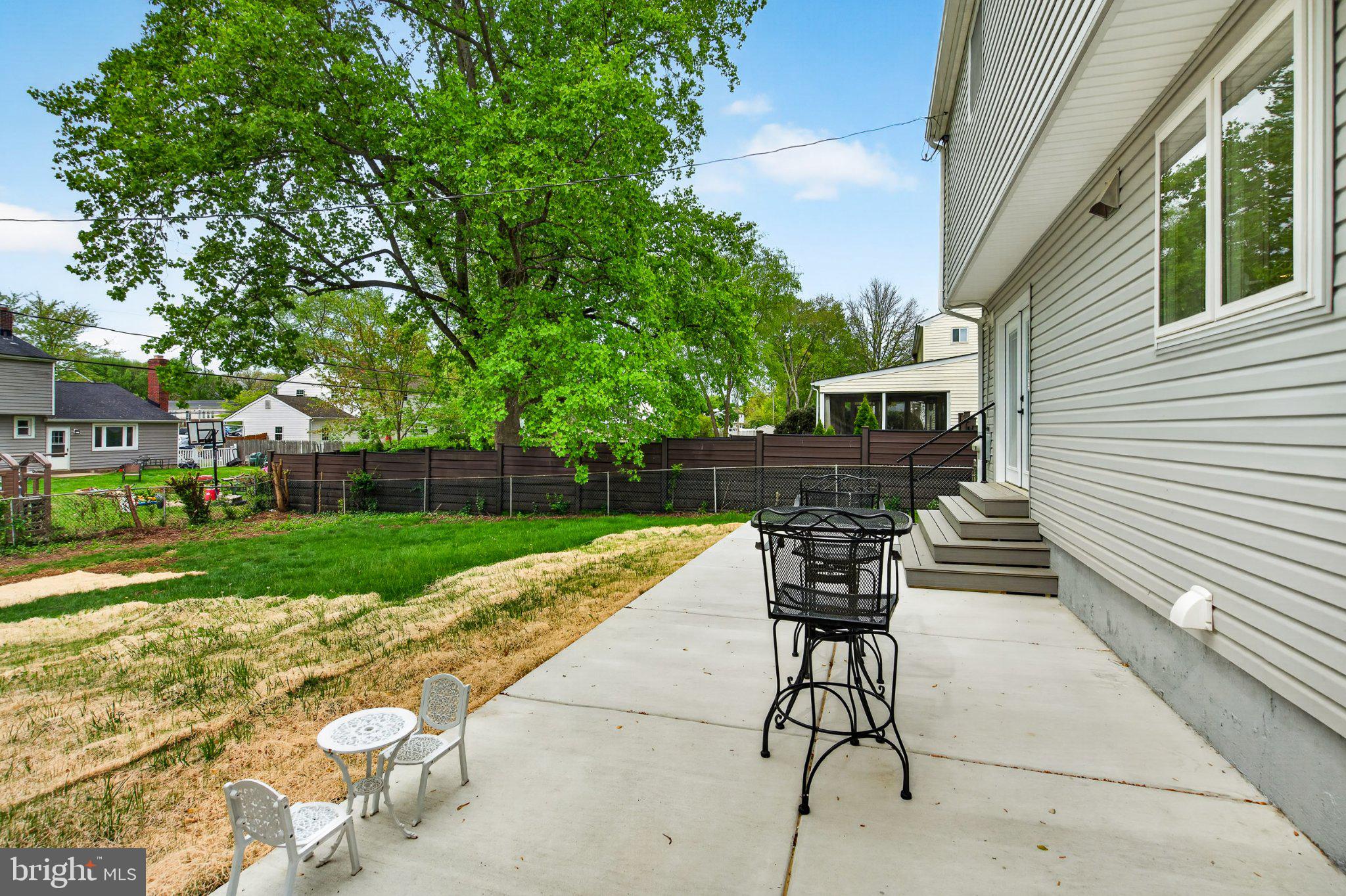 LONGWOOD - Residential