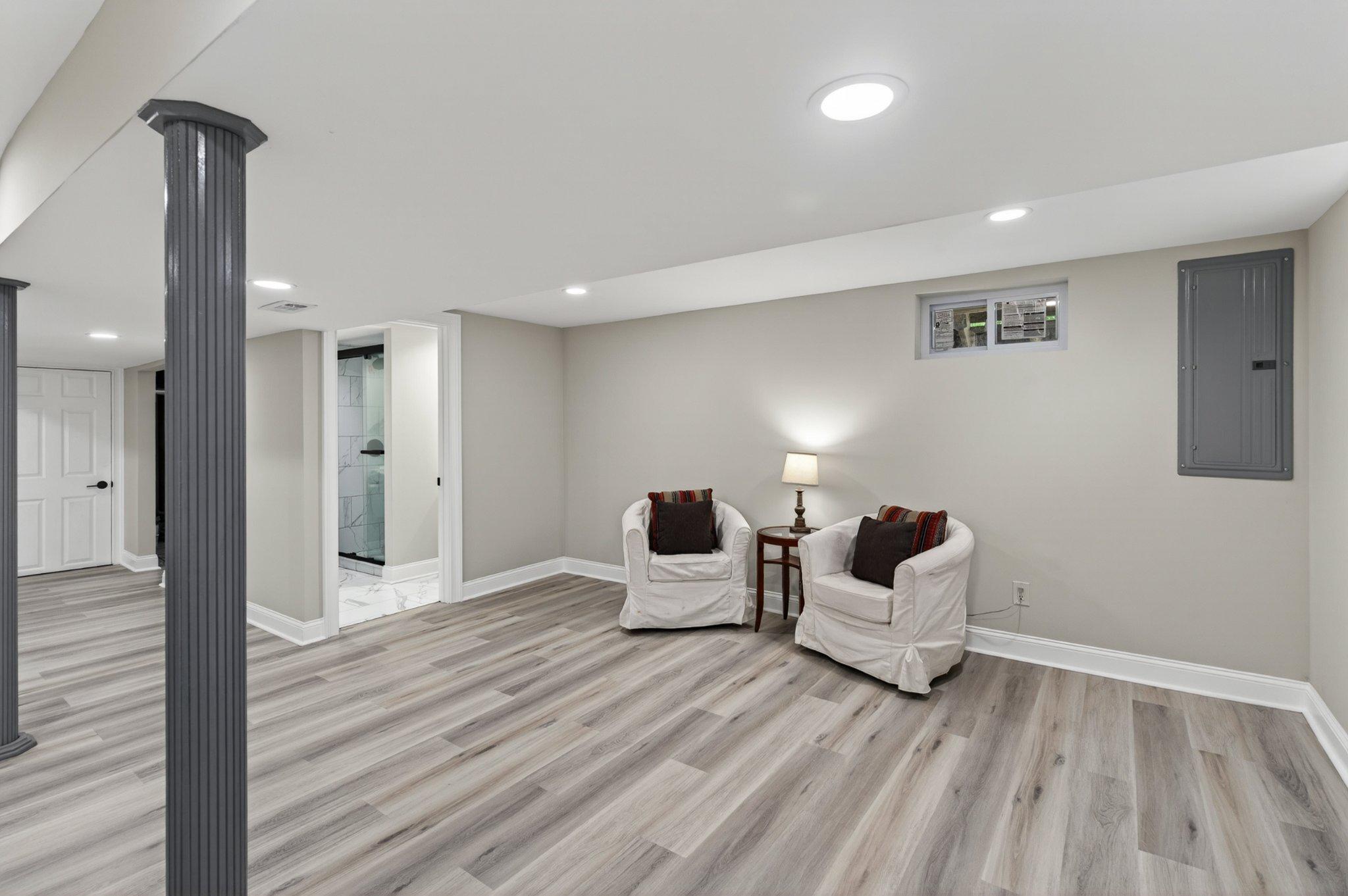 LONGWOOD - Residential