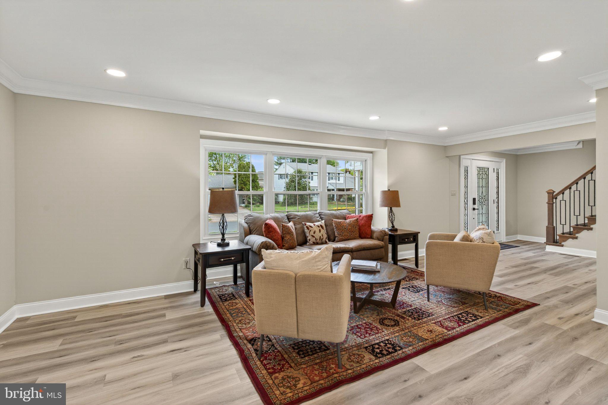 LONGWOOD - Residential