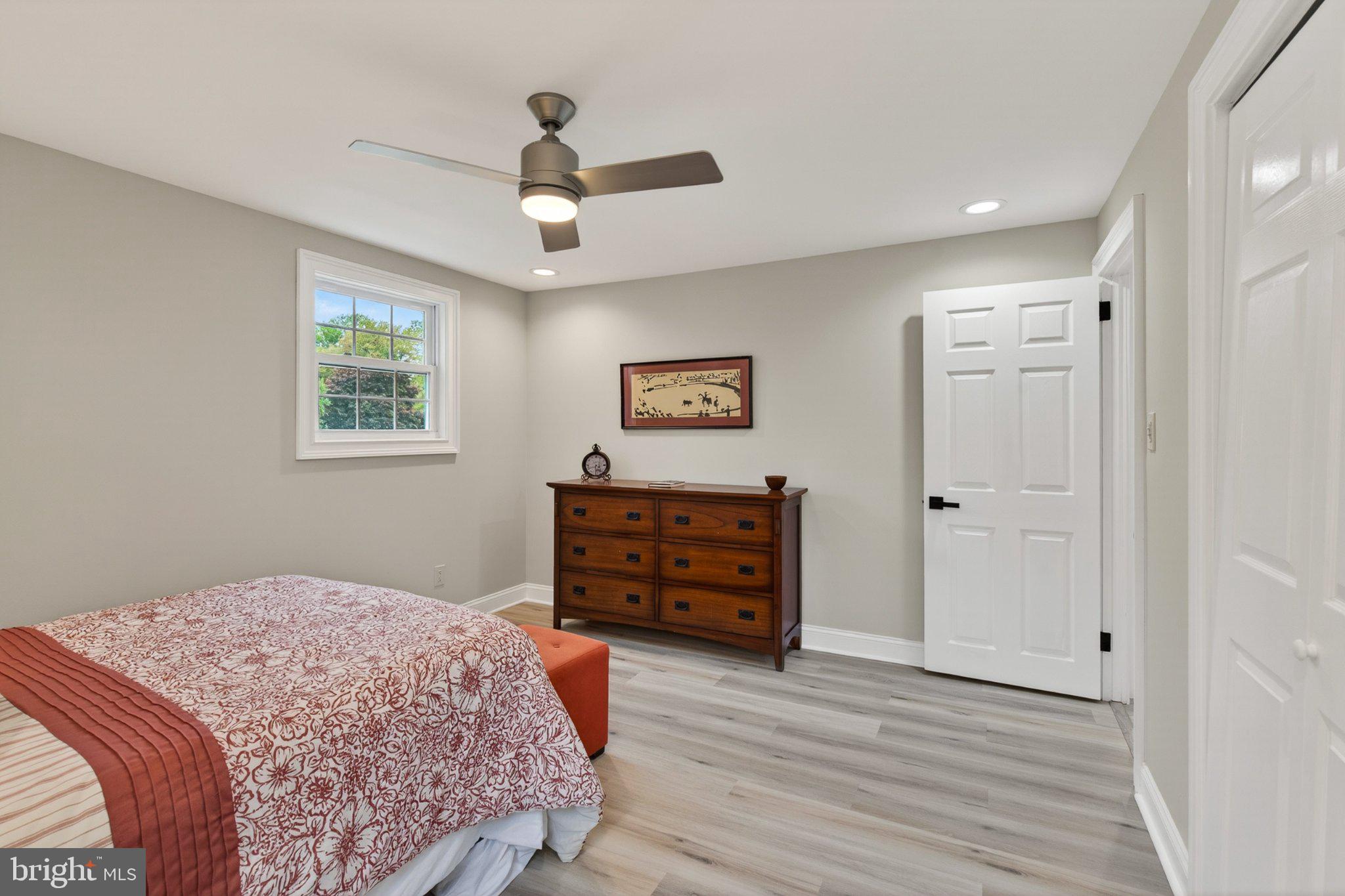 LONGWOOD - Residential