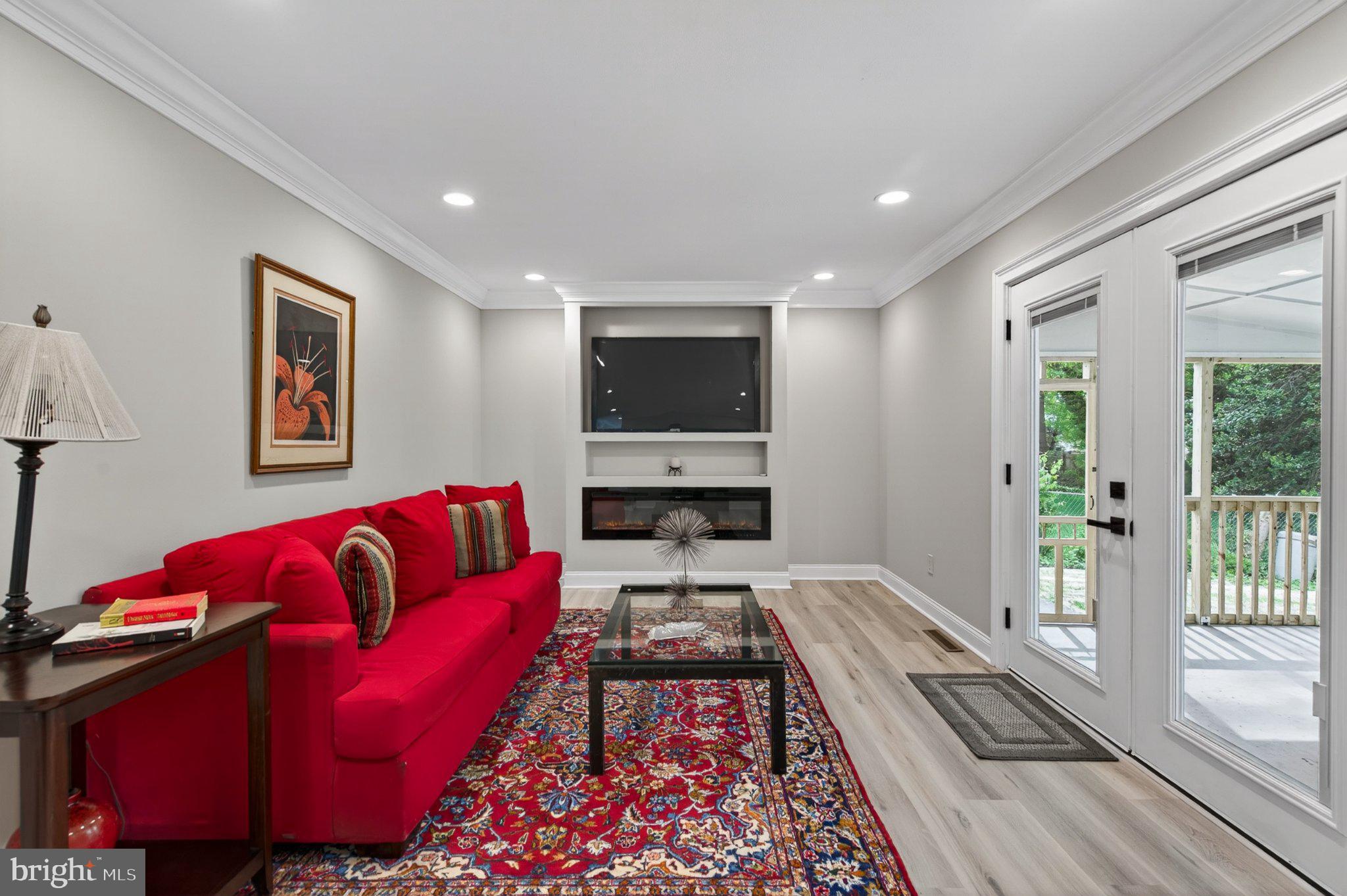 LONGWOOD - Residential