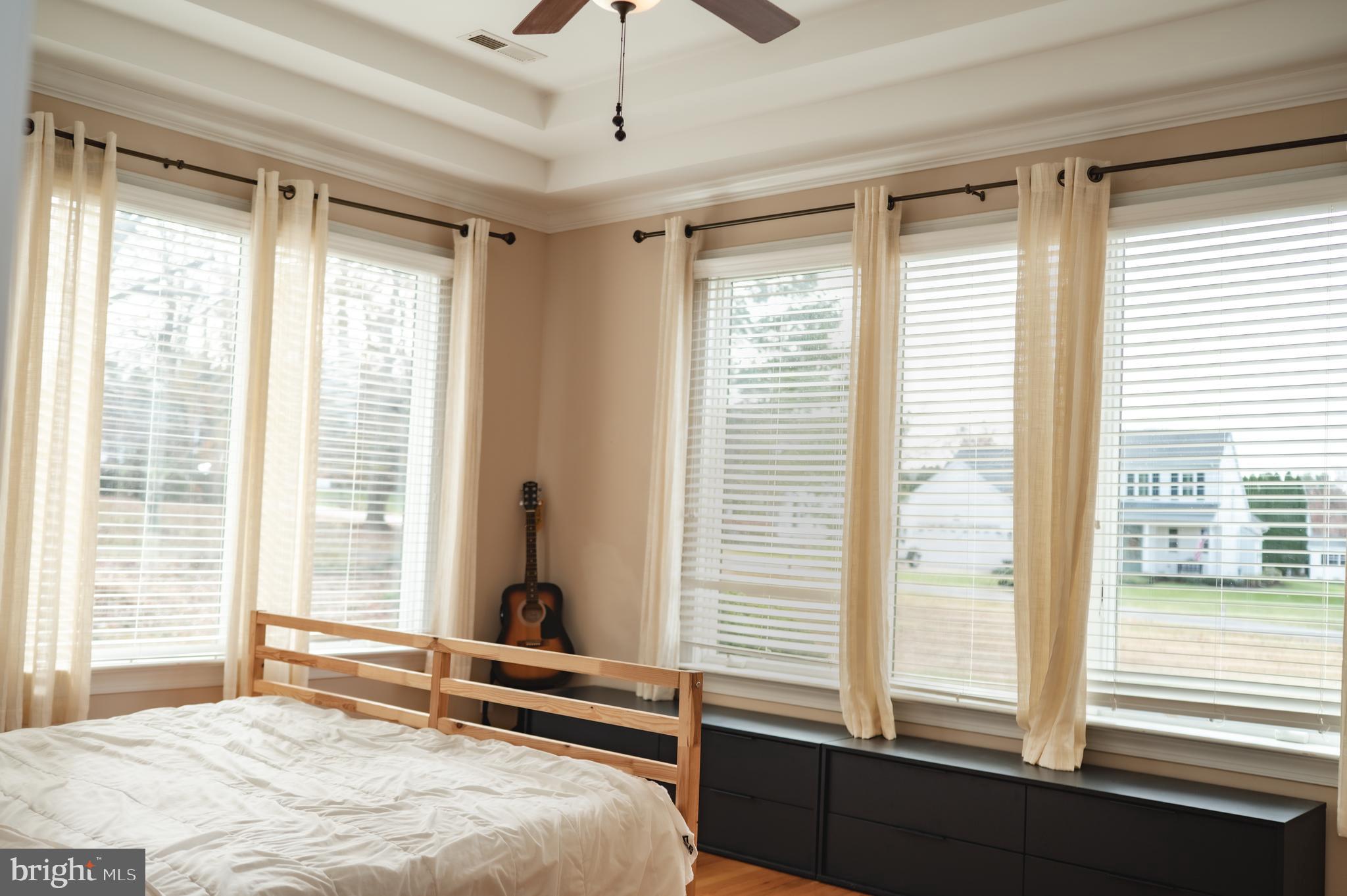 COUNTRY CLUB ESTATES - Residential