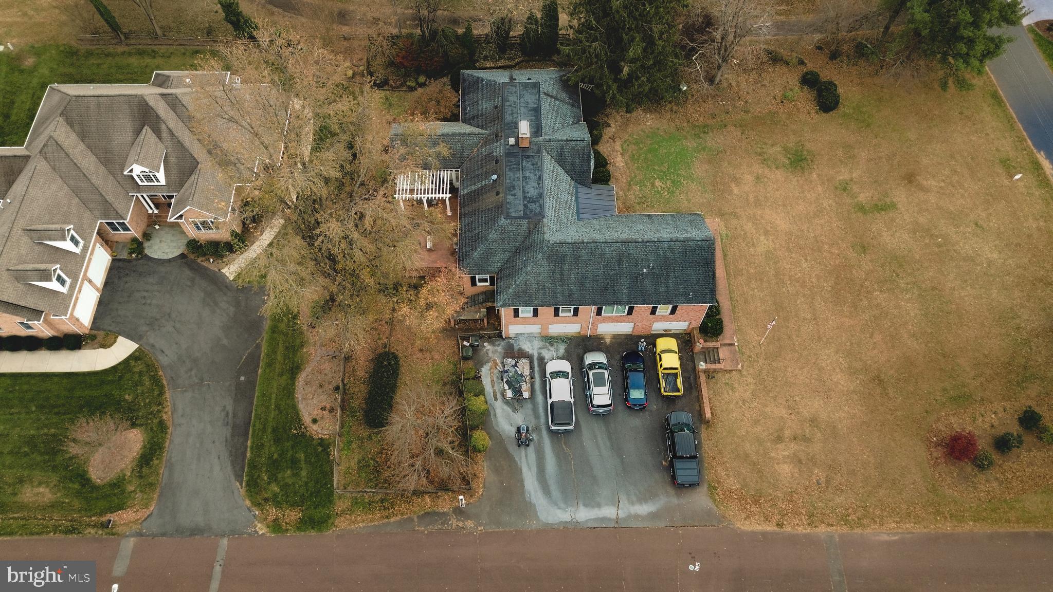 660 COUNTRY CLUB ROAD