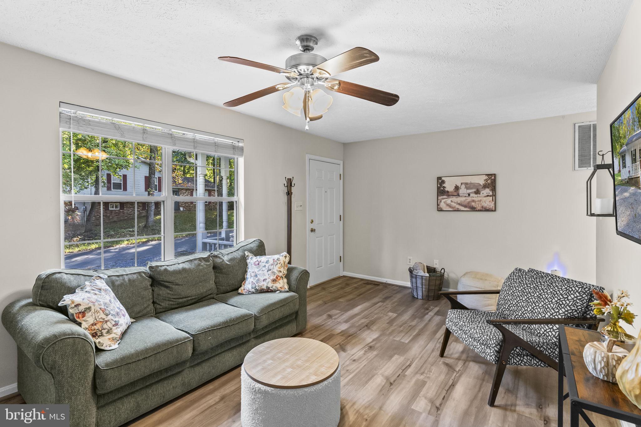 11543 WOLF HOWL LANE