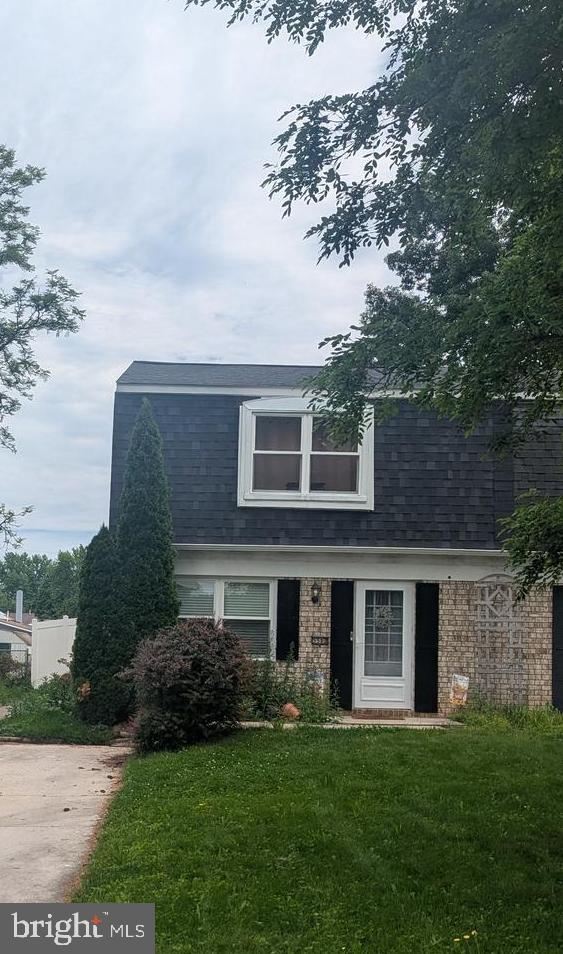 CENTER STREET - Residential