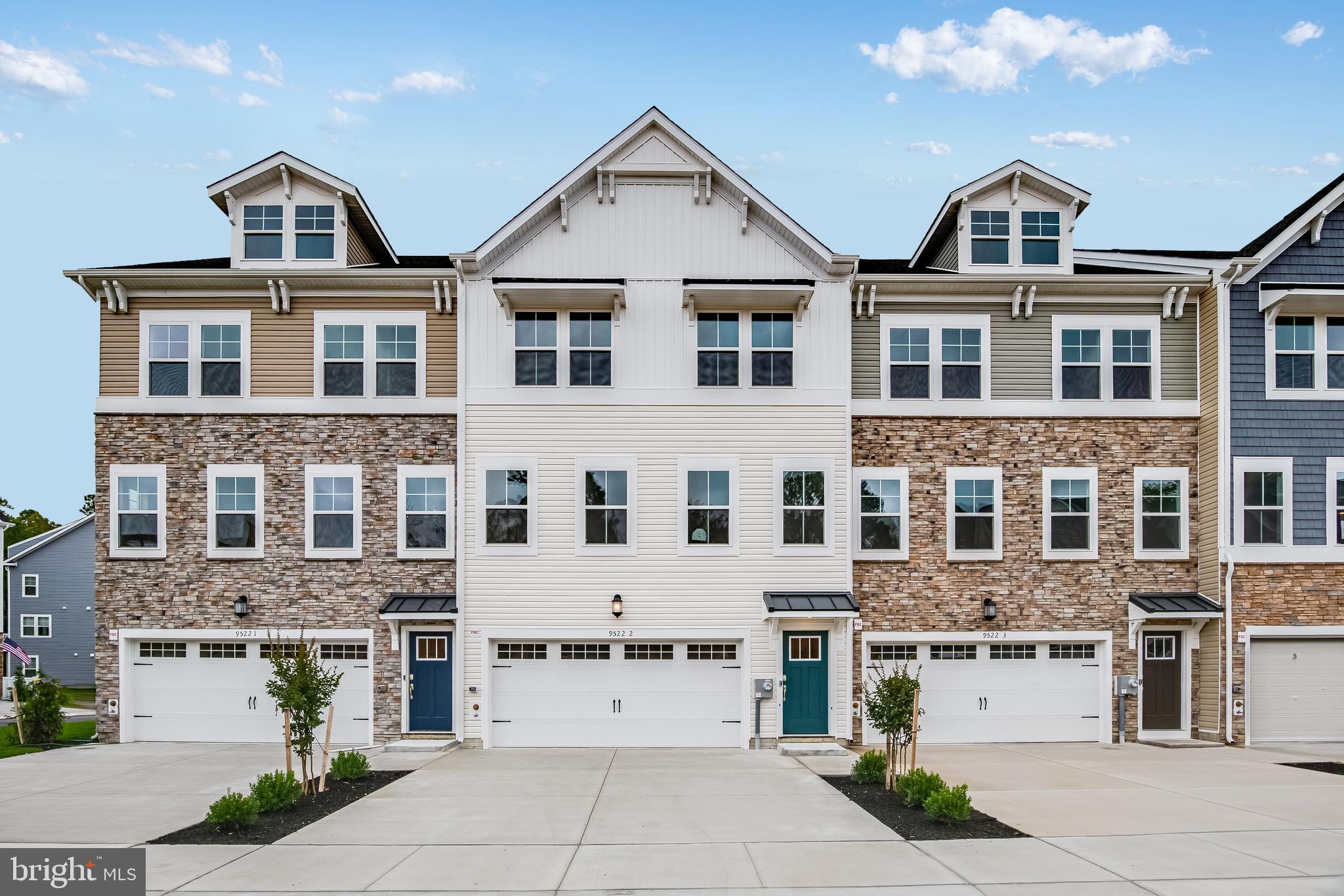 SEA OAKS VILLAGE - Residential