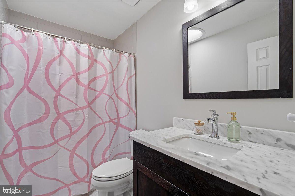 GLENMONT - Residential