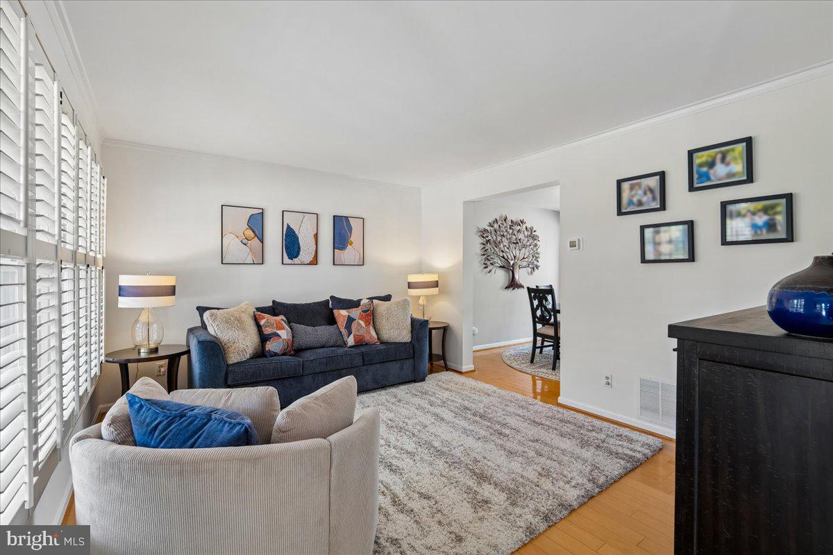 GLENMONT - Residential