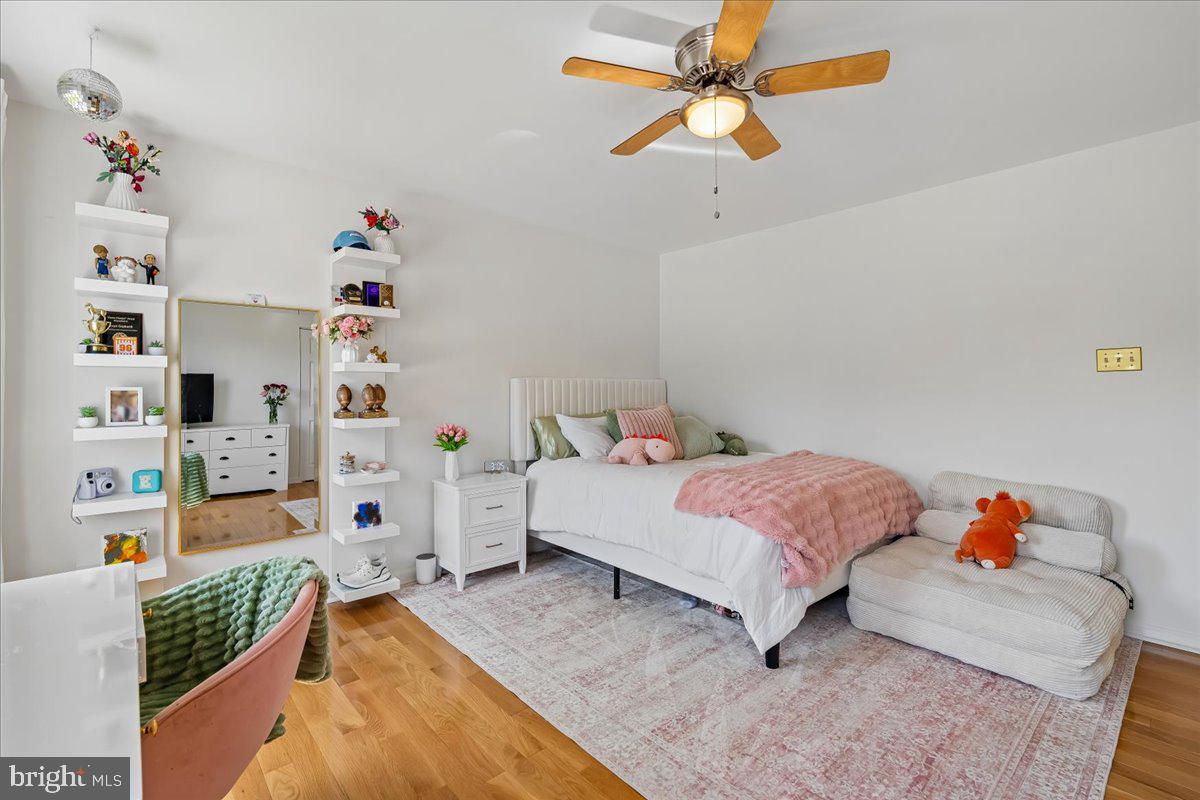 GLENMONT - Residential
