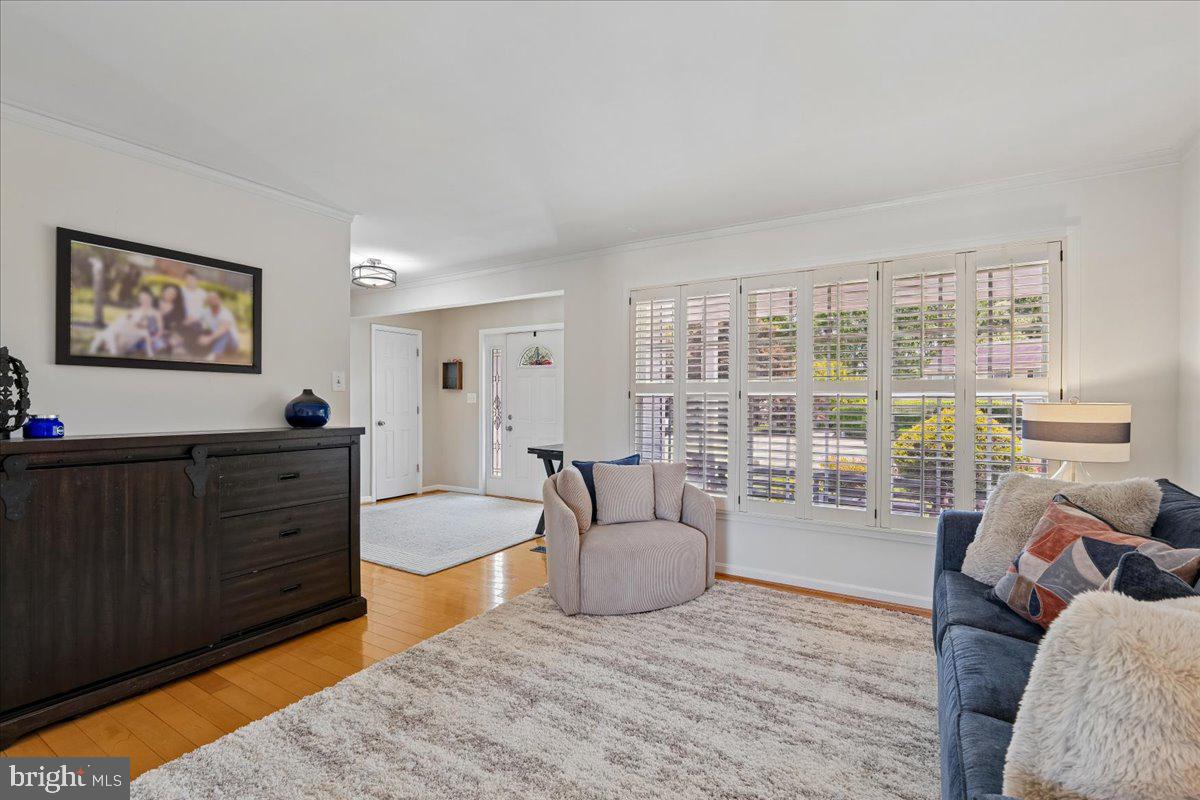 GLENMONT - Residential