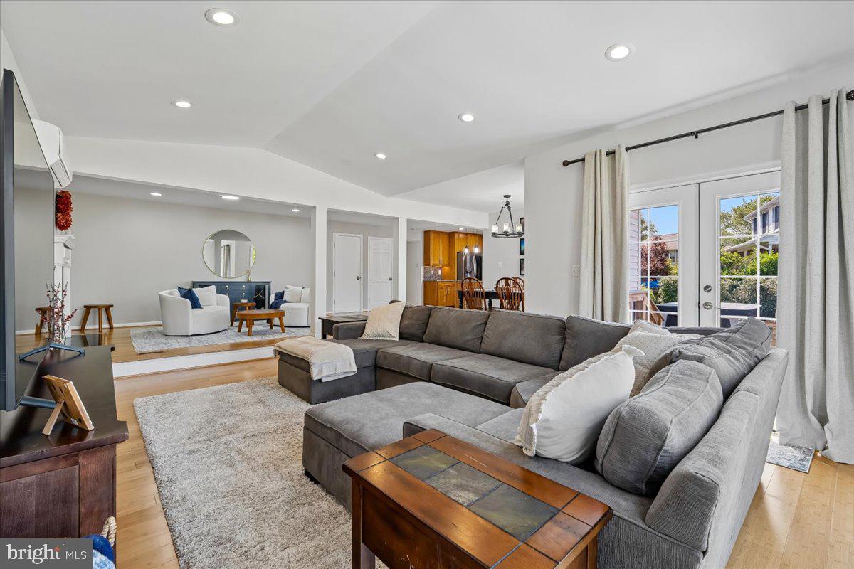 GLENMONT - Residential