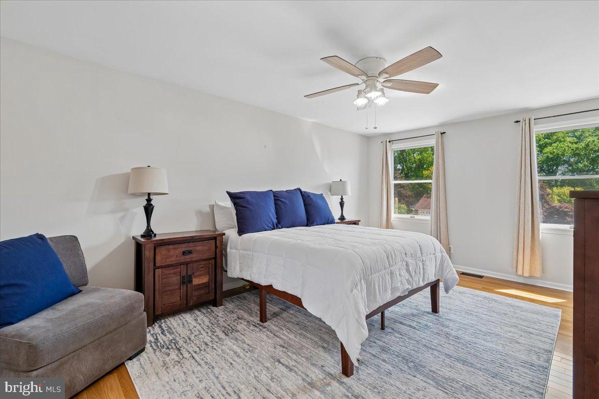 GLENMONT - Residential