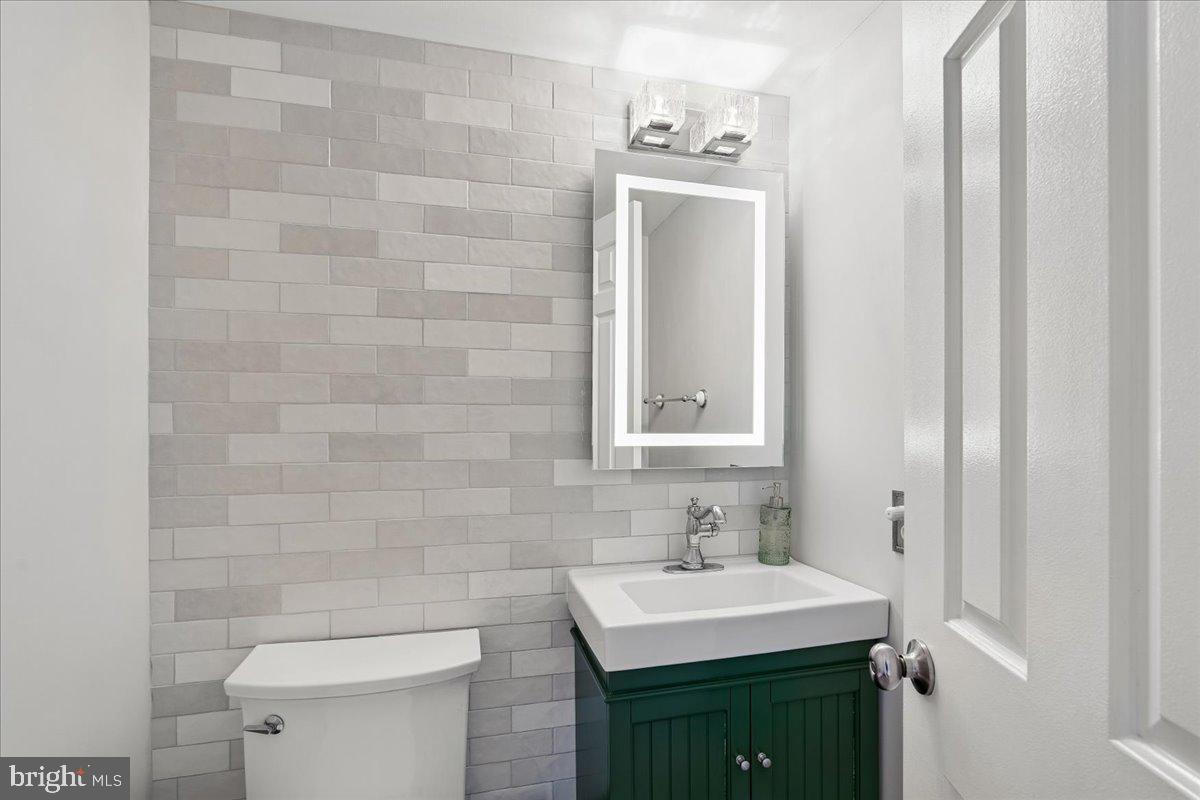 GLENMONT - Residential
