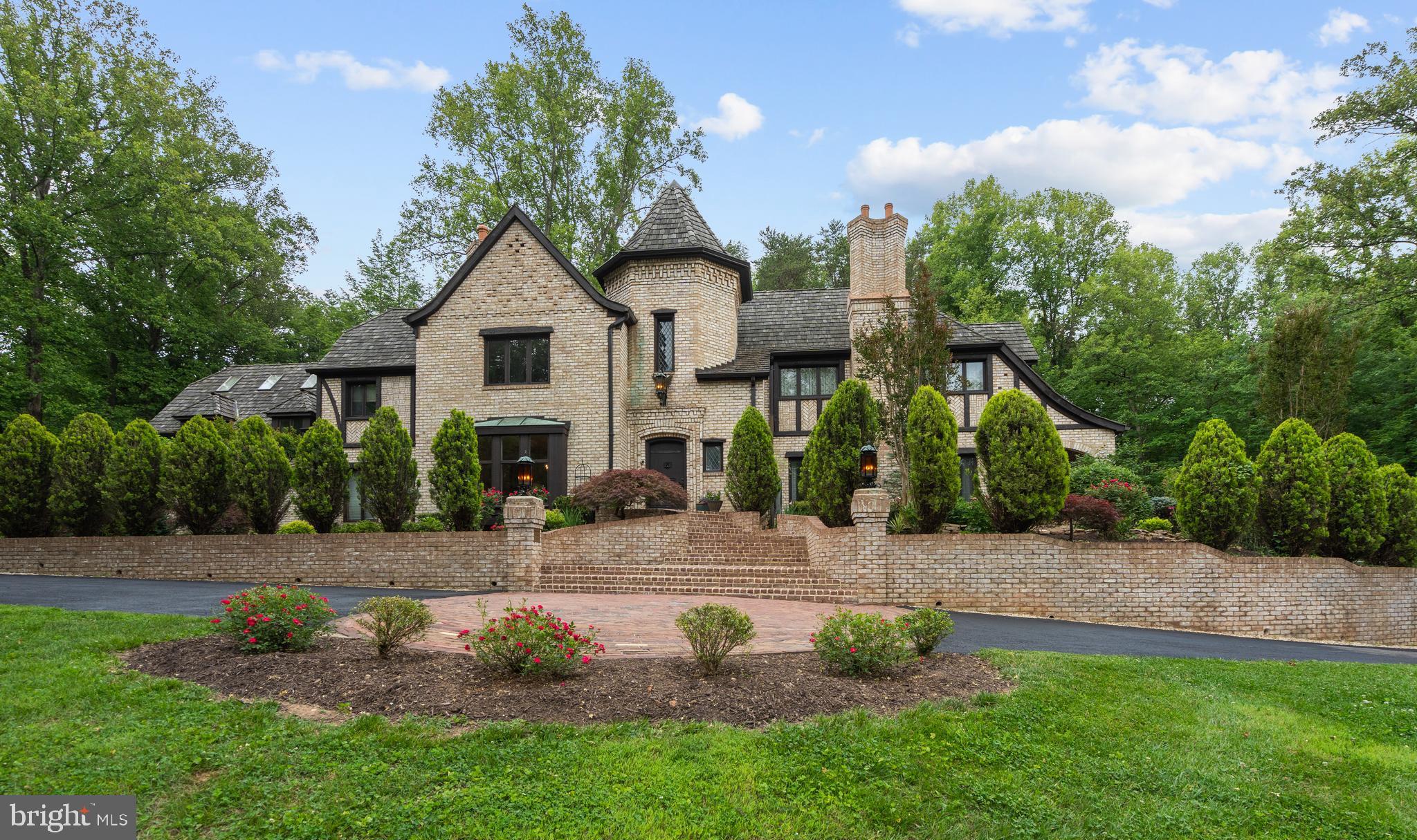 10217 CEDAR POND DRIVE