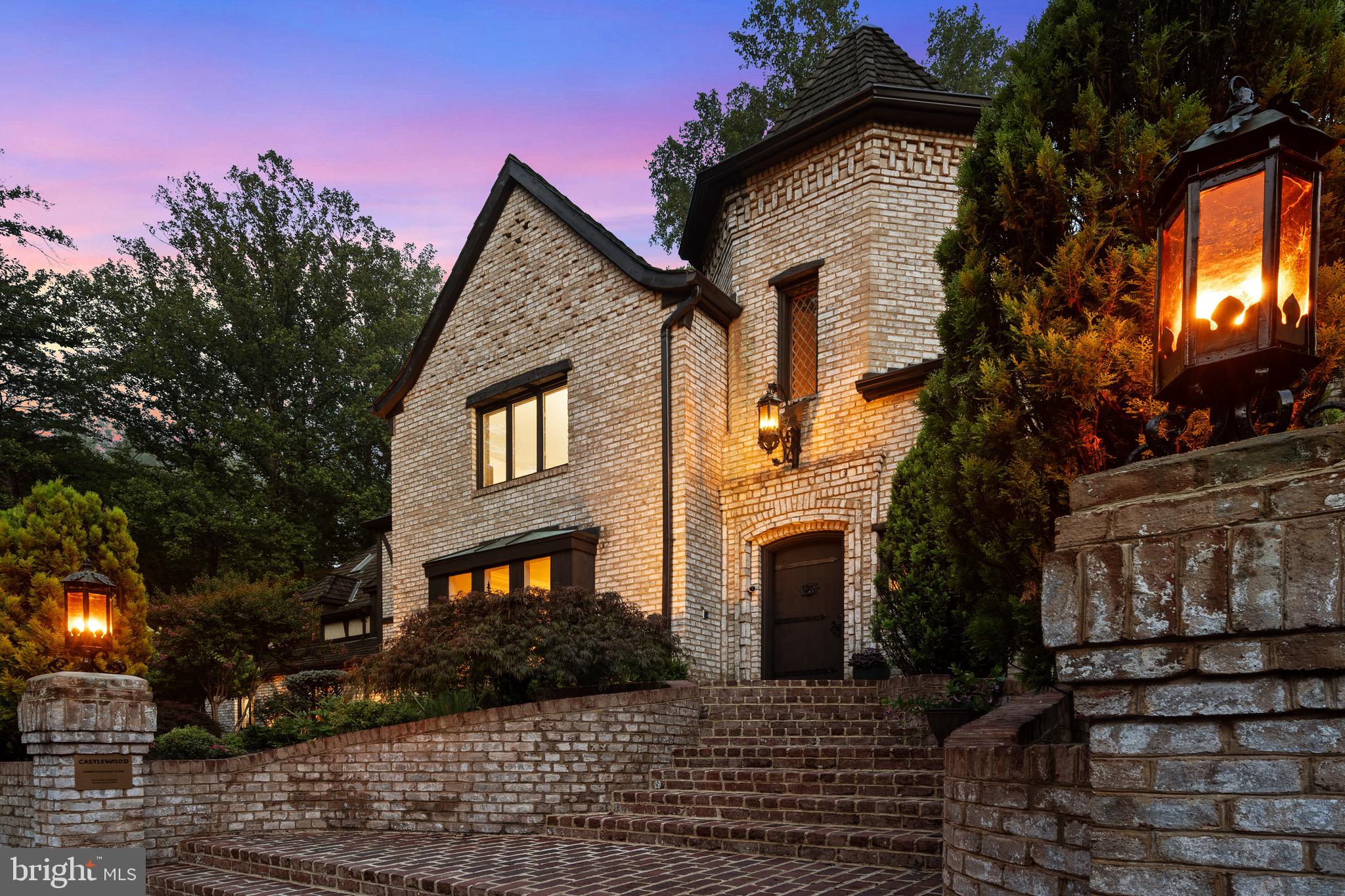 10217 CEDAR POND DRIVE