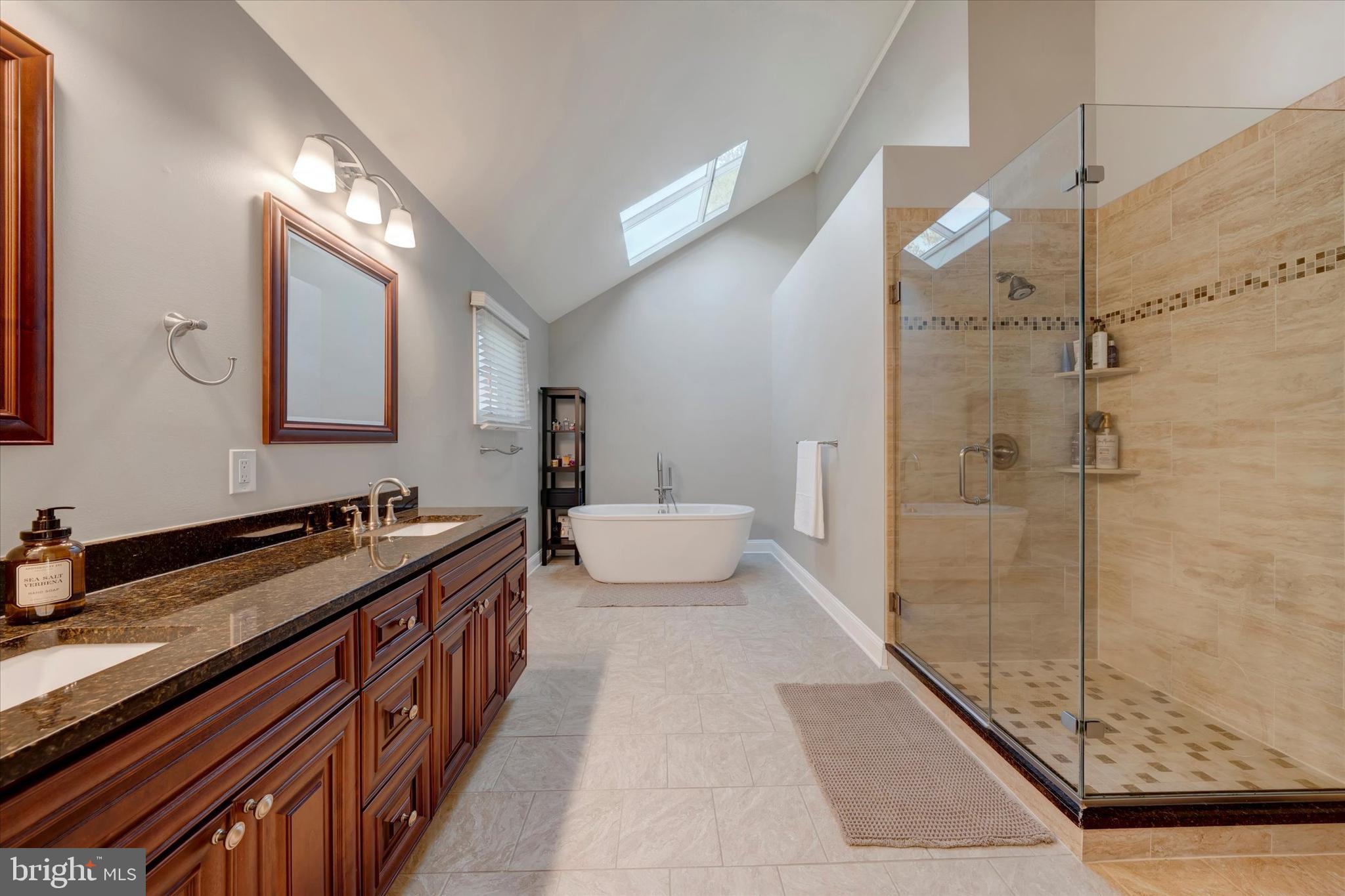 DOYLESTOWN RIDGE - Residential