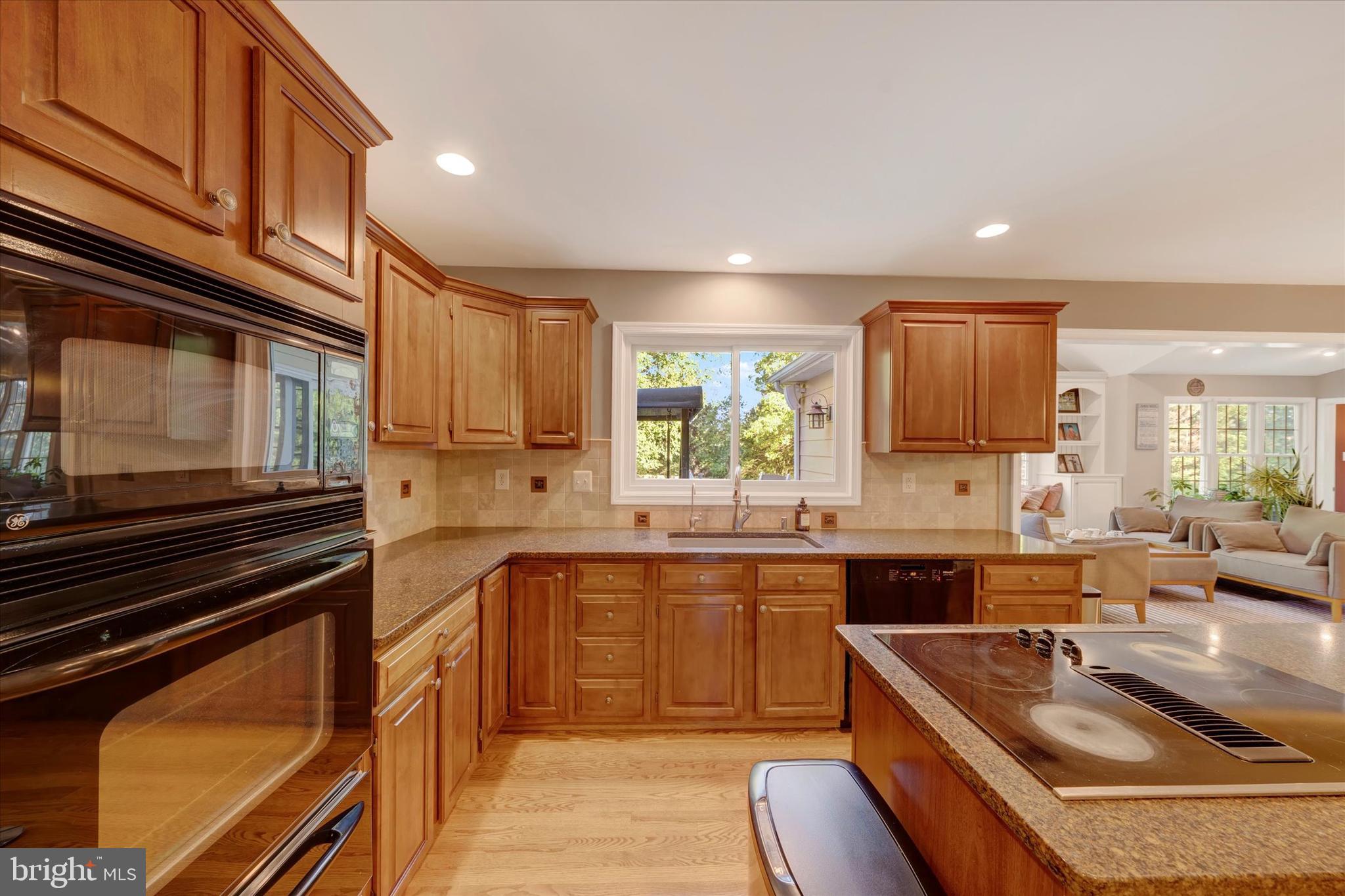 DOYLESTOWN RIDGE - Residential