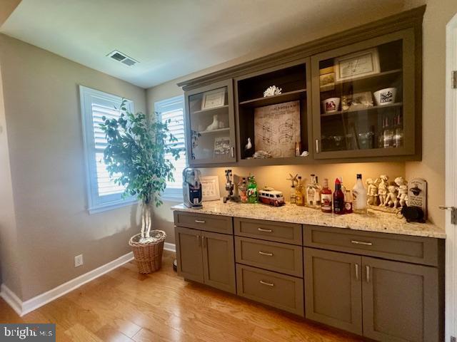 GLEN RIDDLE - Residential
