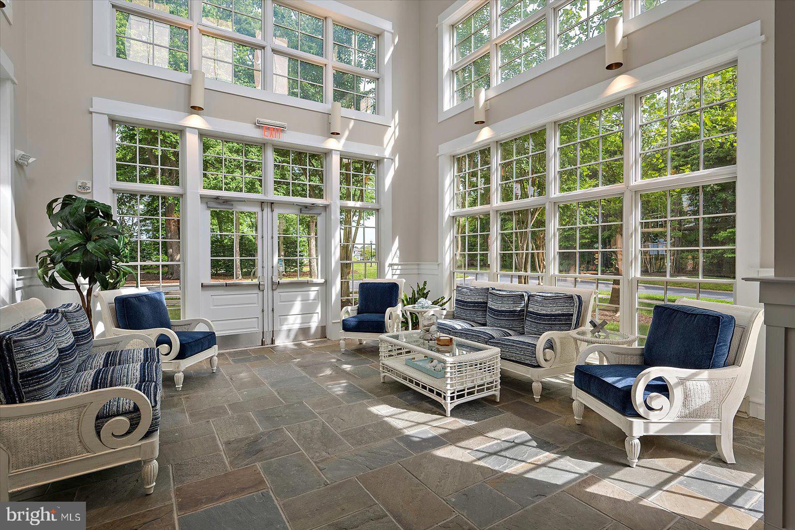 GLEN RIDDLE - Residential