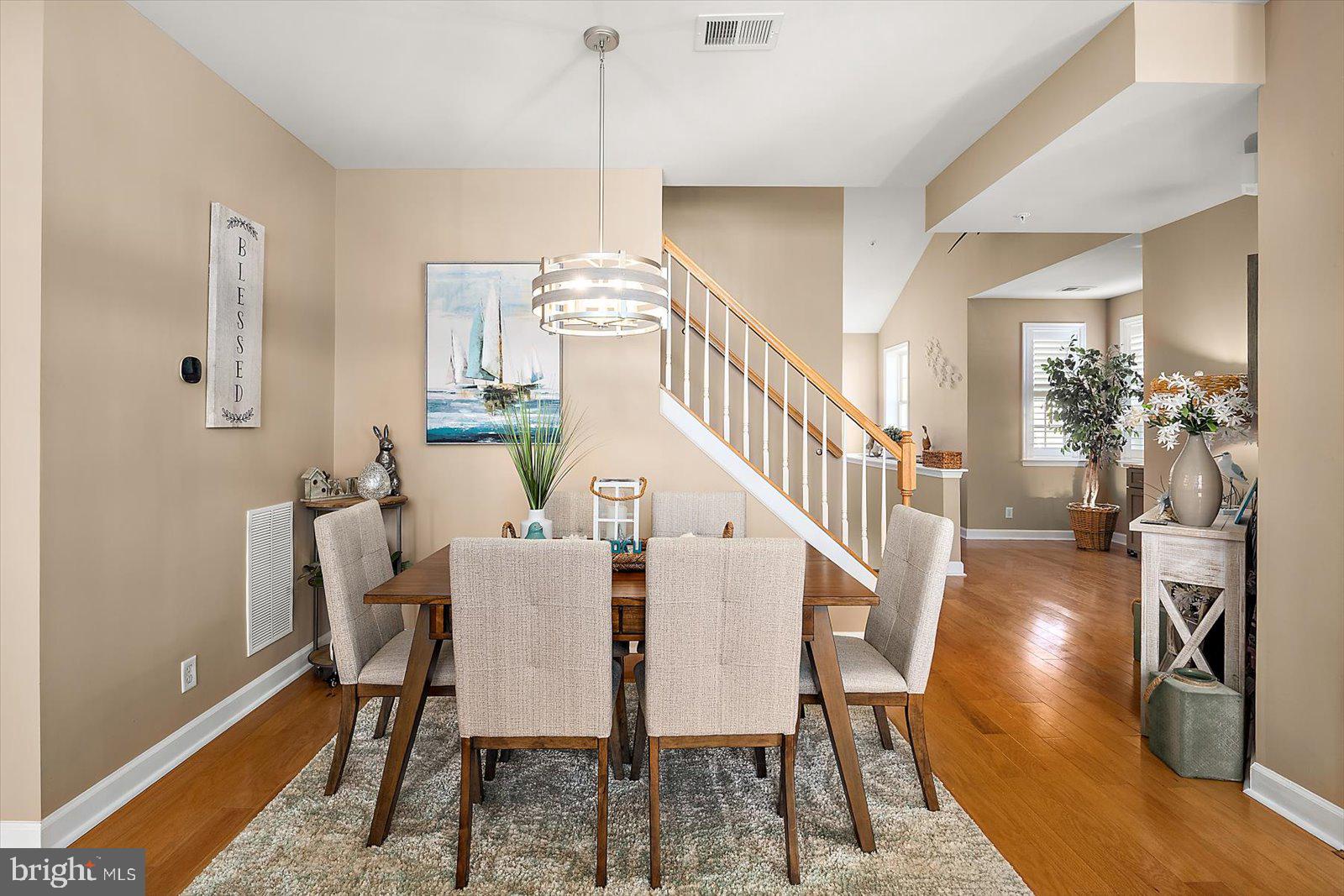GLEN RIDDLE - Residential