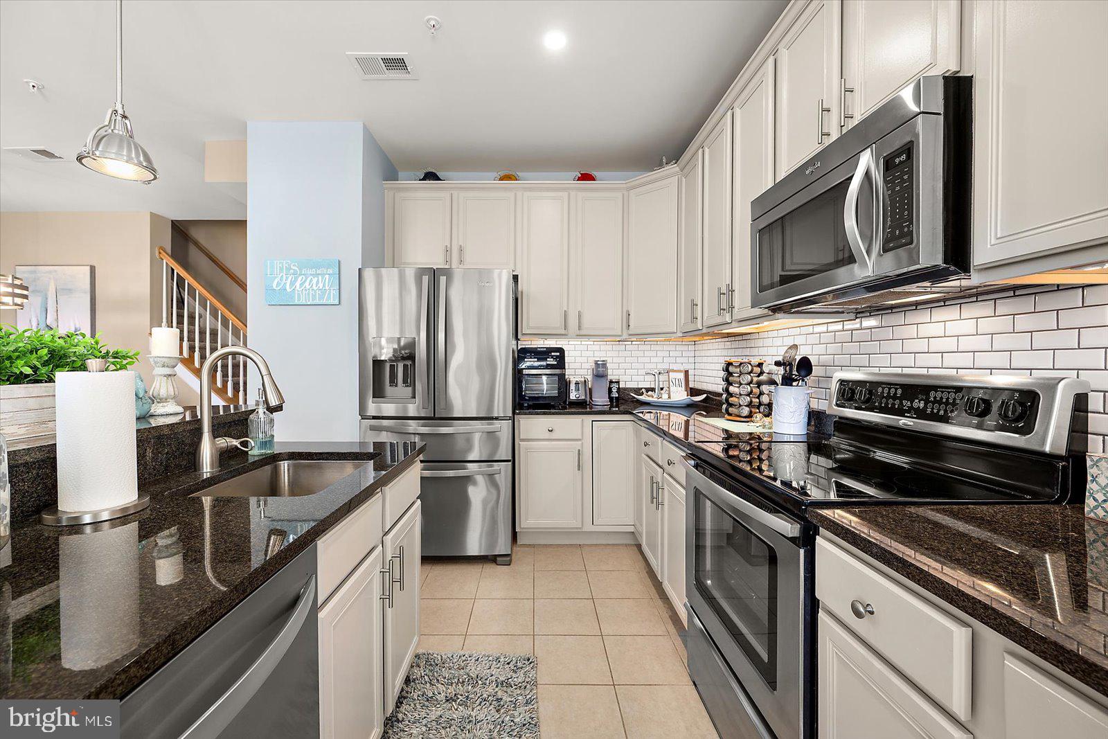 GLEN RIDDLE - Residential
