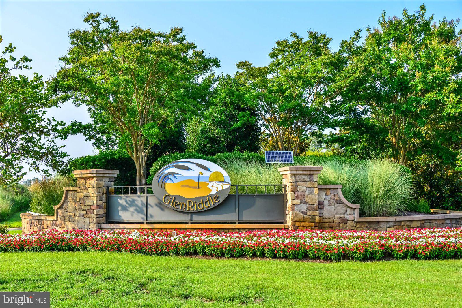 GLEN RIDDLE - Residential