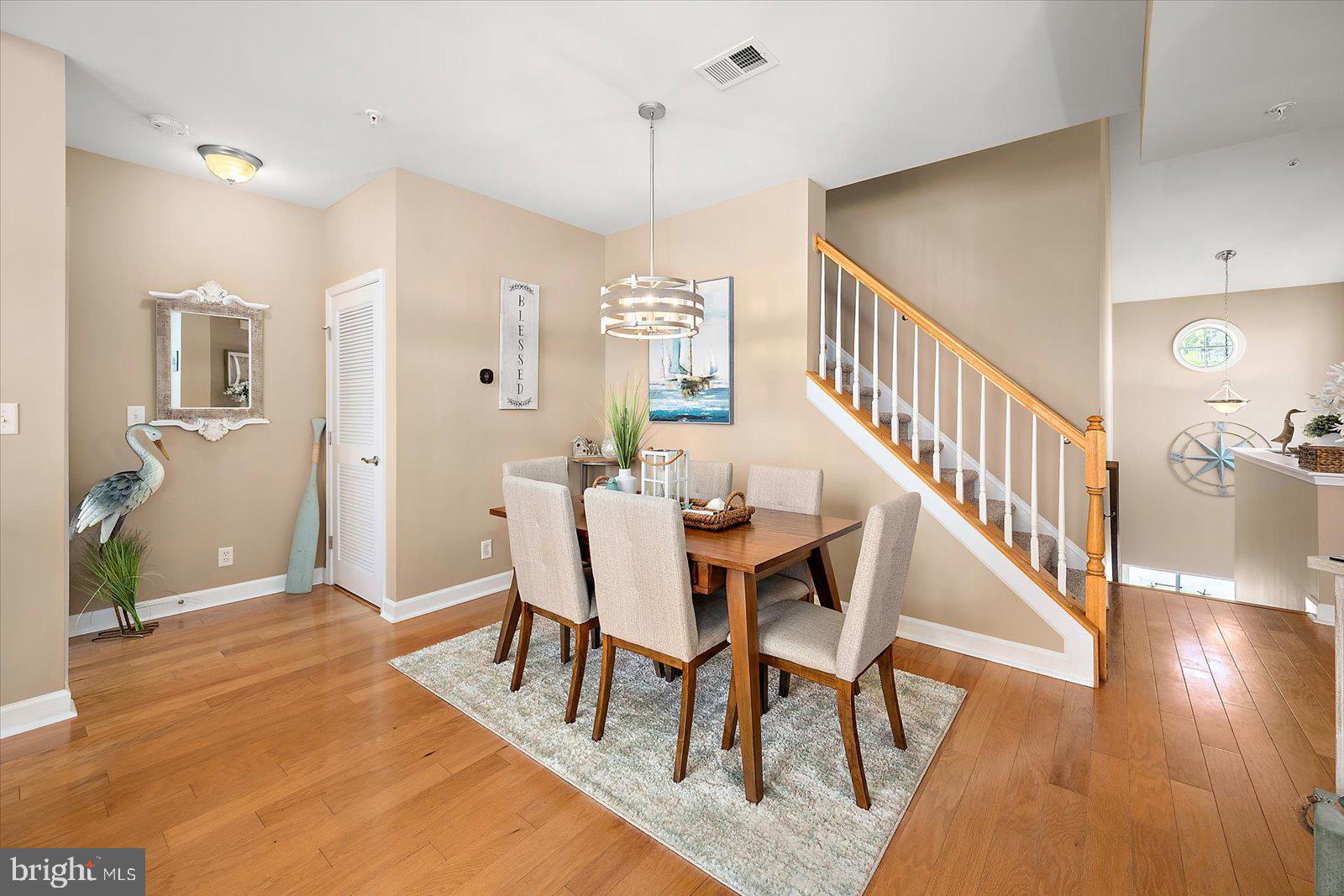 GLEN RIDDLE - Residential