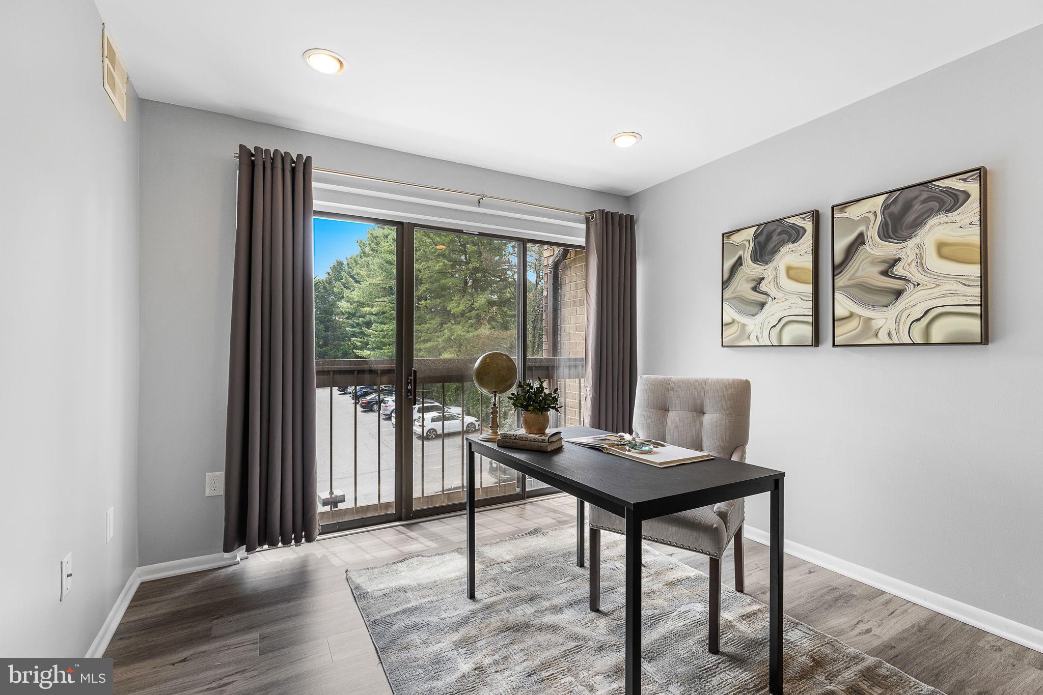 11557 ROLLING GREEN COURT 301
