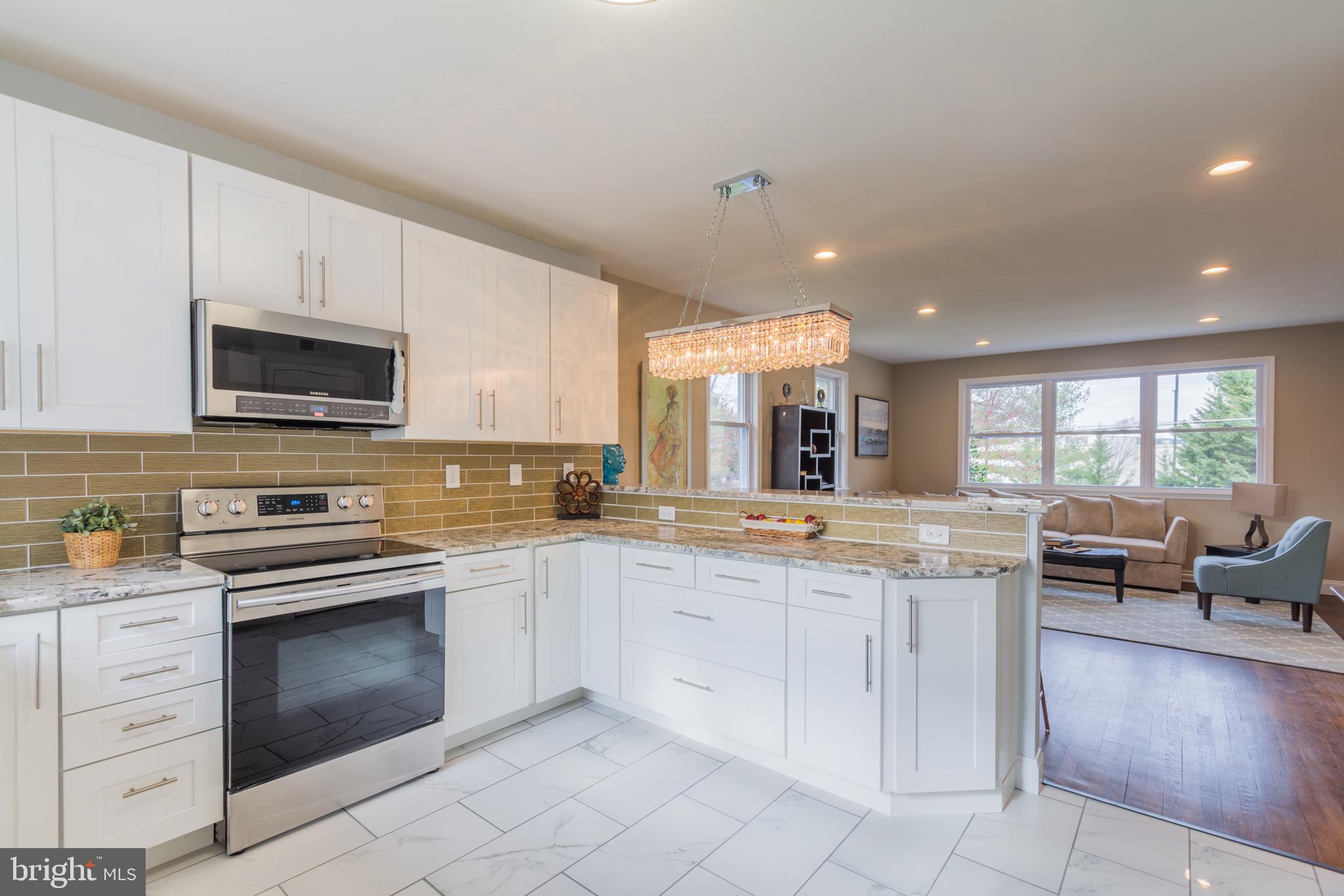 BOWLEYS QUARTERS - Residential