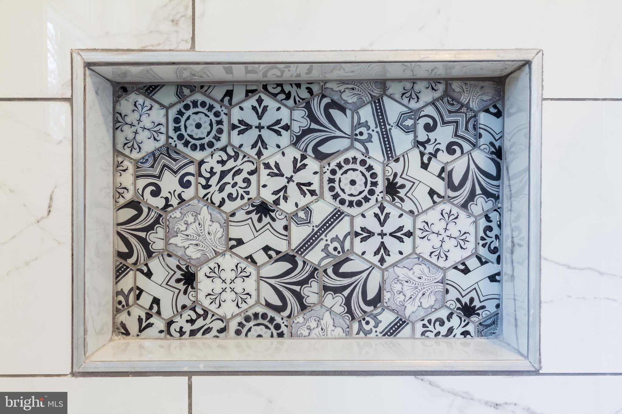 BOWLEYS QUARTERS - Residential