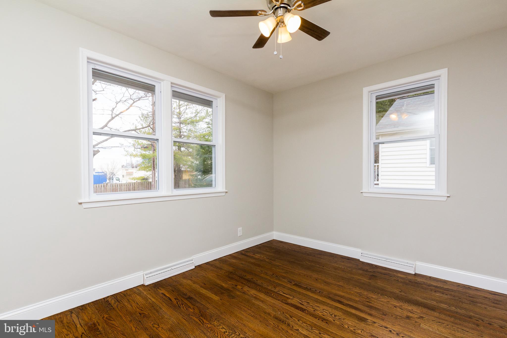 BOWLEYS QUARTERS - Residential