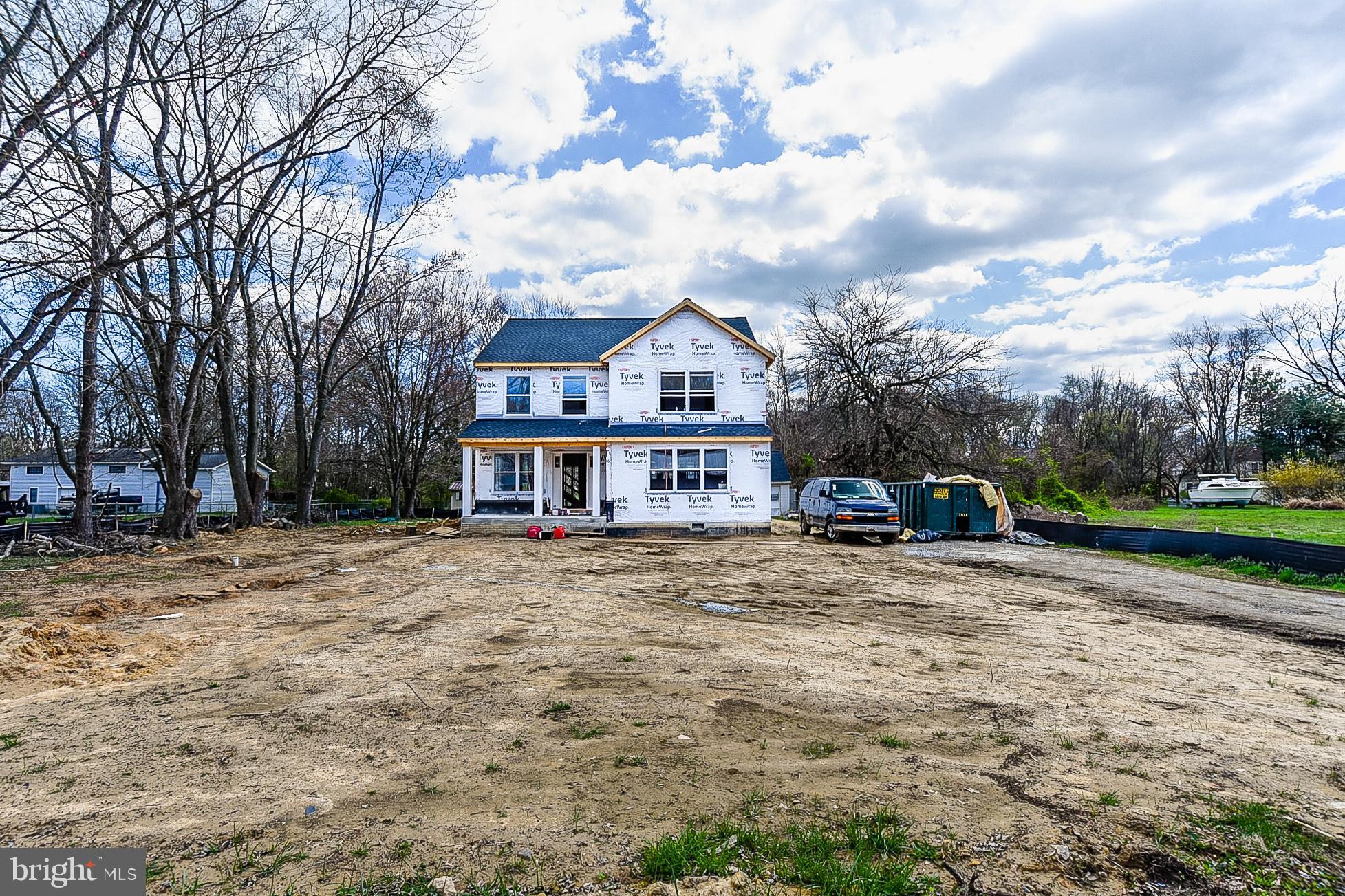 BOWLEYS QUARTERS - Residential