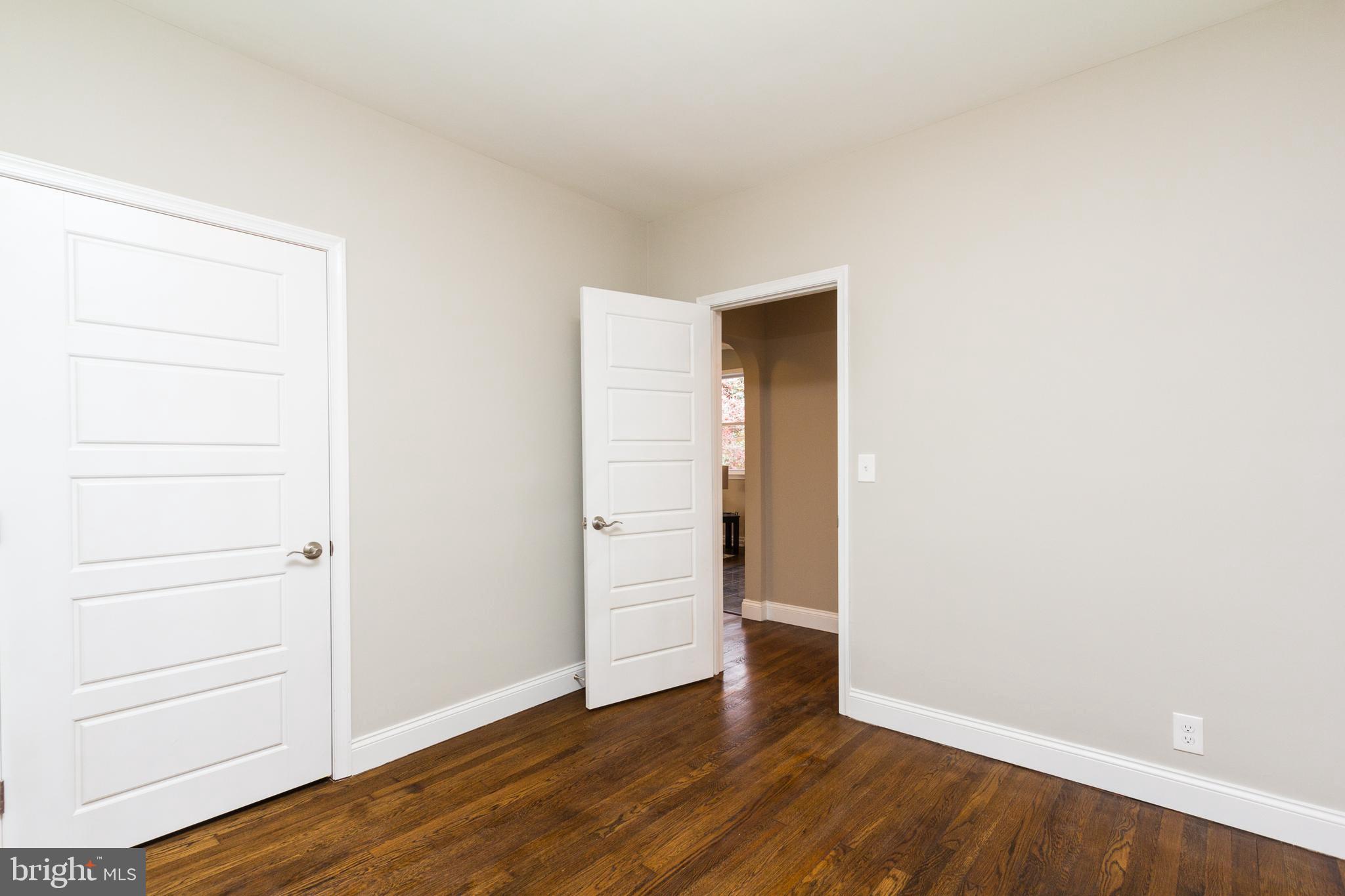 BOWLEYS QUARTERS - Residential