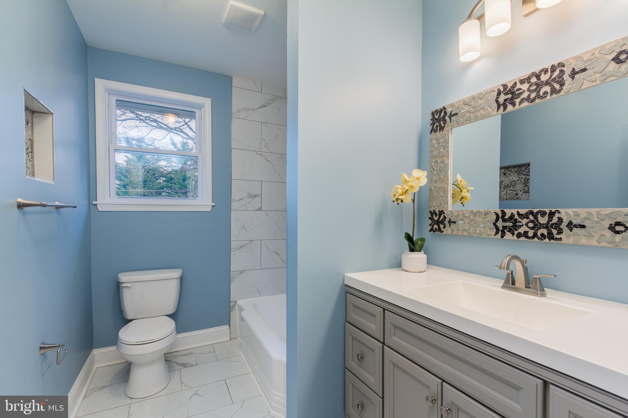 BOWLEYS QUARTERS - Residential