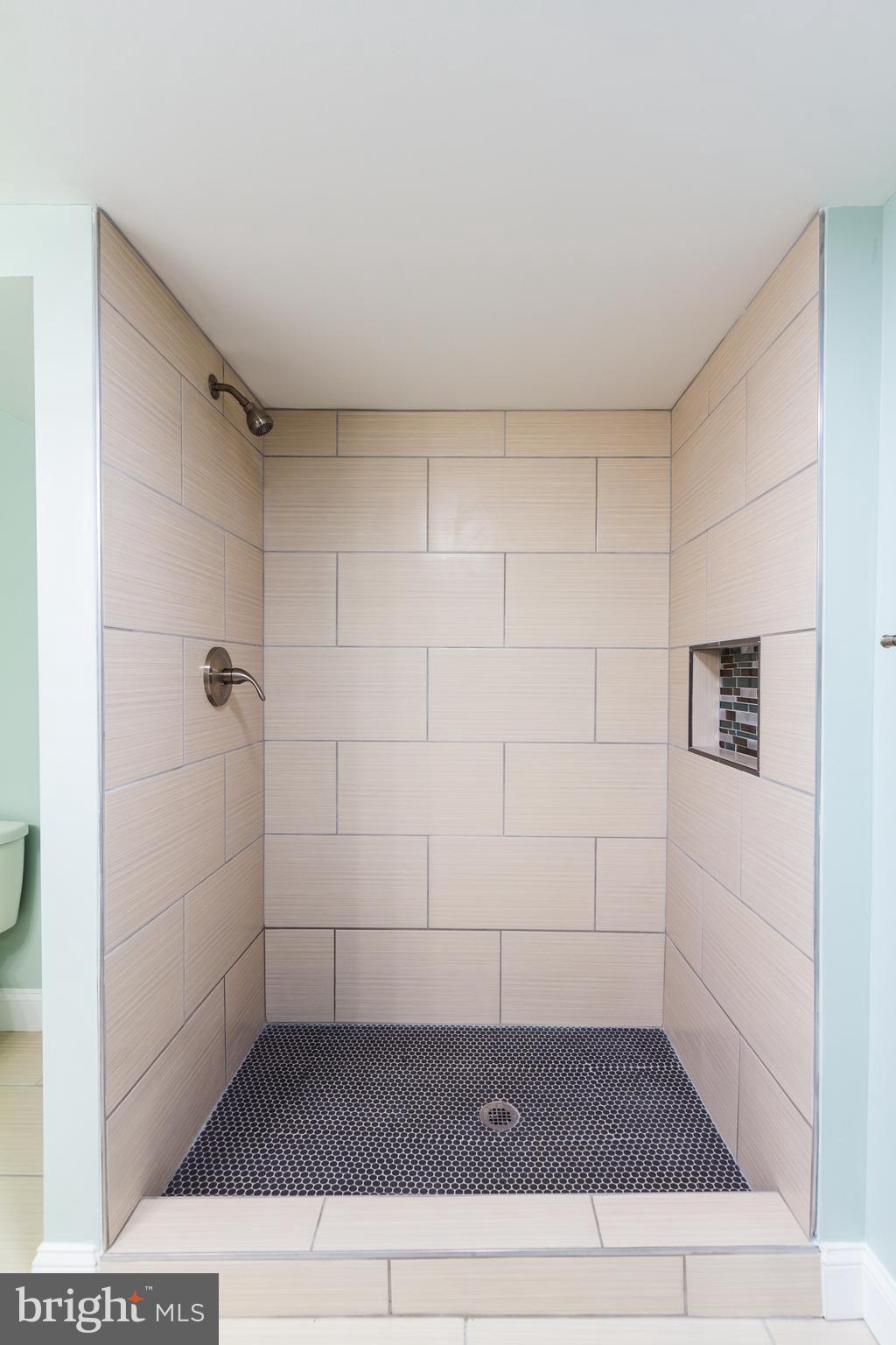 BOWLEYS QUARTERS - Residential